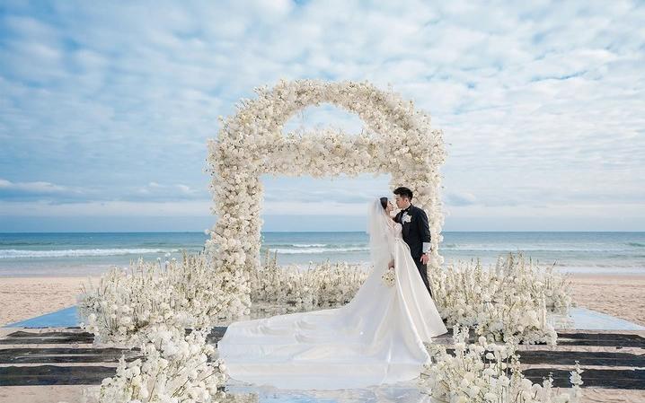 沙滩主题婚礼丨忆婚礼丨一价全包   