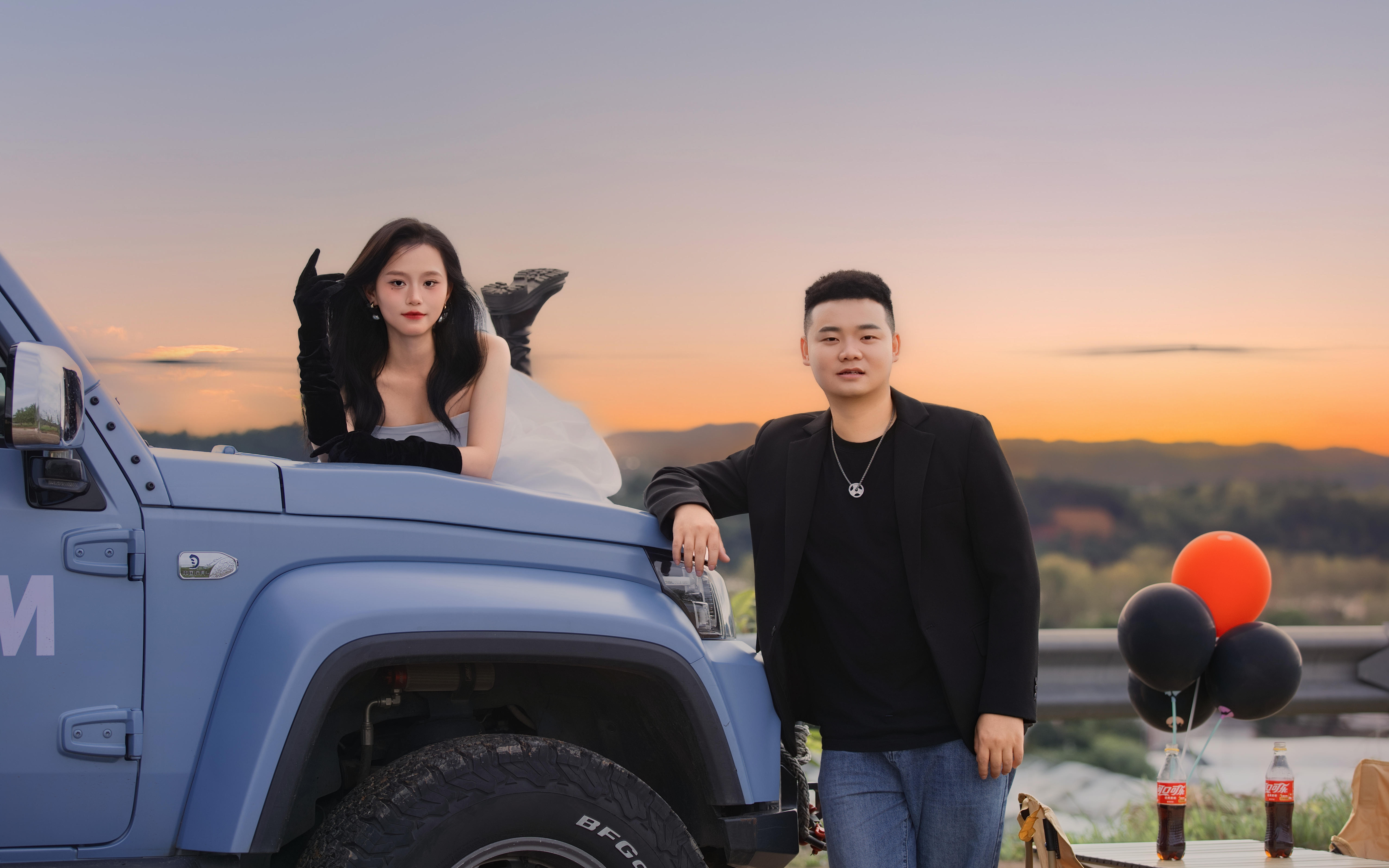 越野车婚纱照