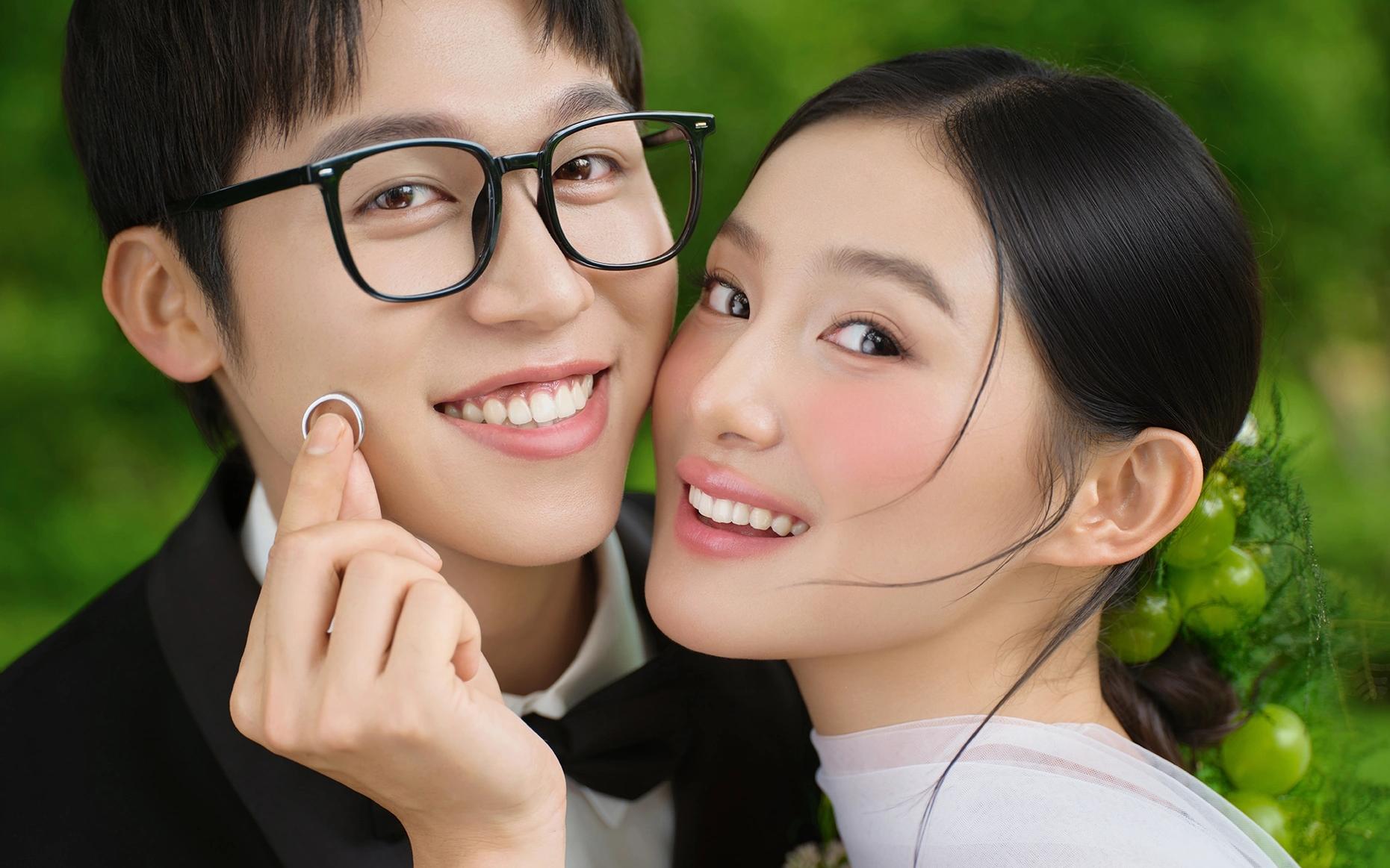 美到犯规🍃草坪森系婚纱照有get到我的审美