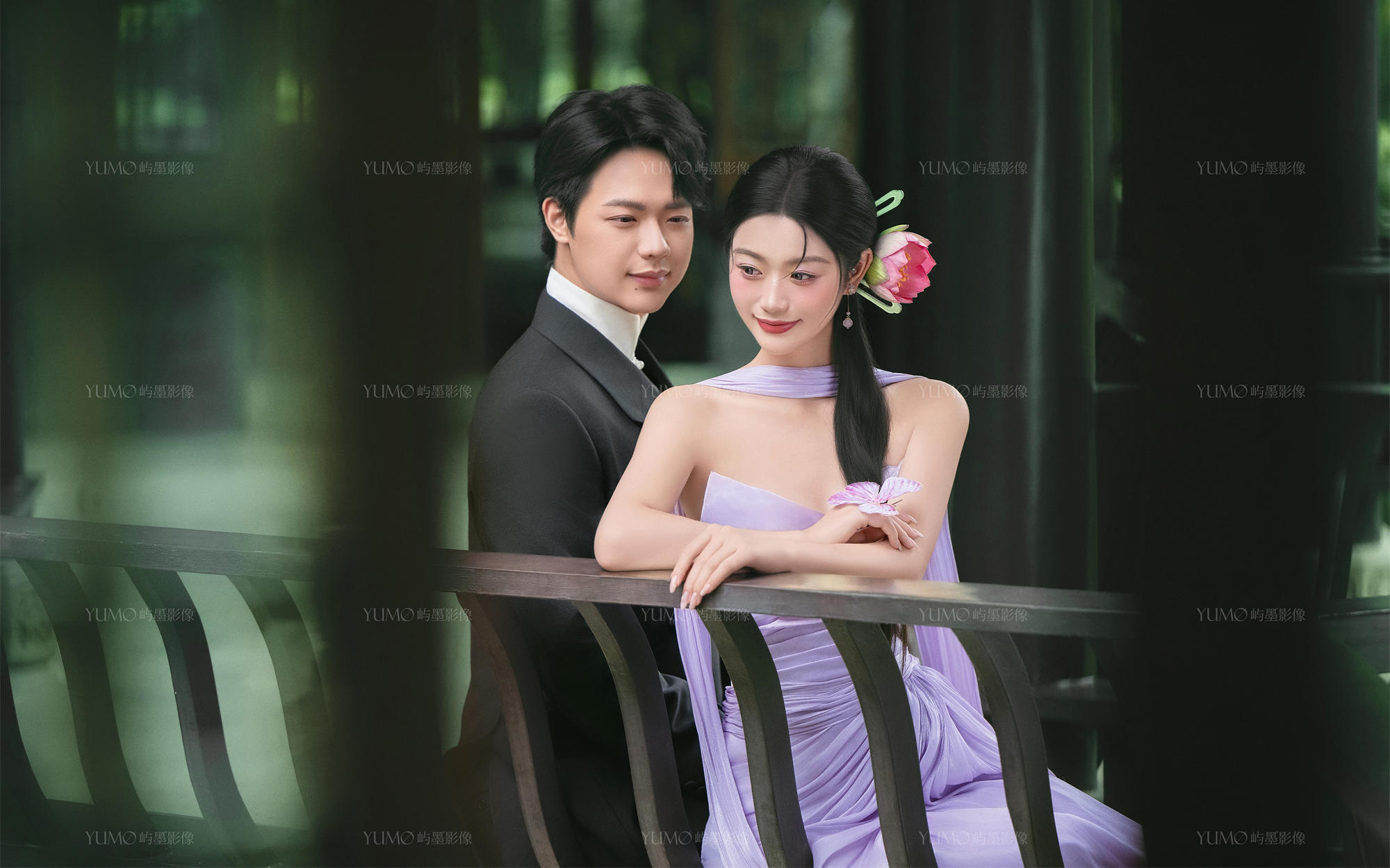 中式古建里的「新中式」婚纱照，氛围感直接拉满！