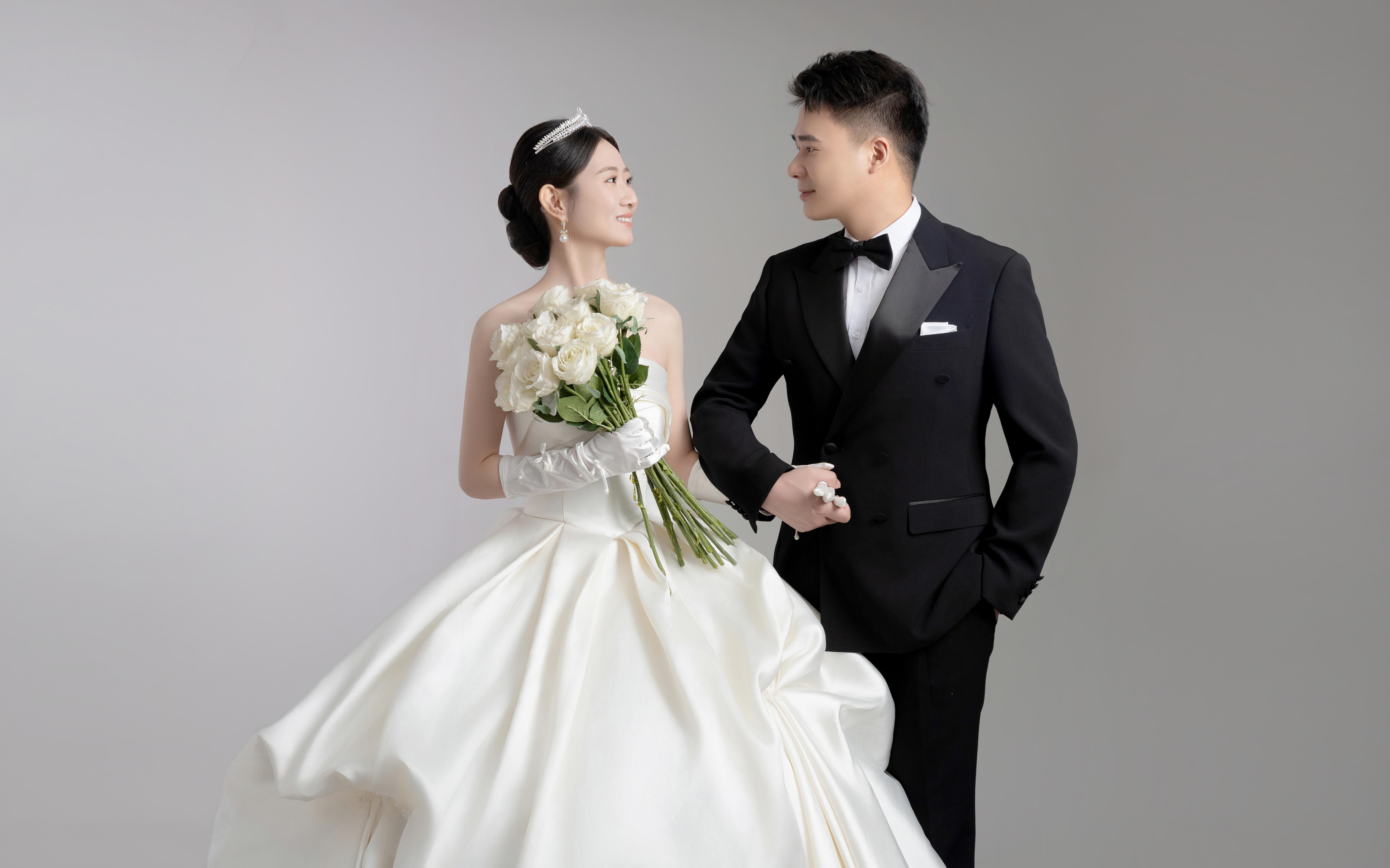 我很满意我的婚纱照