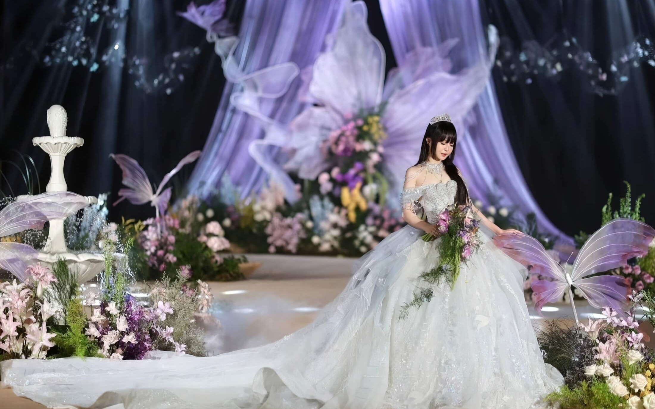 梦幻紫色莫奈花园风婚礼