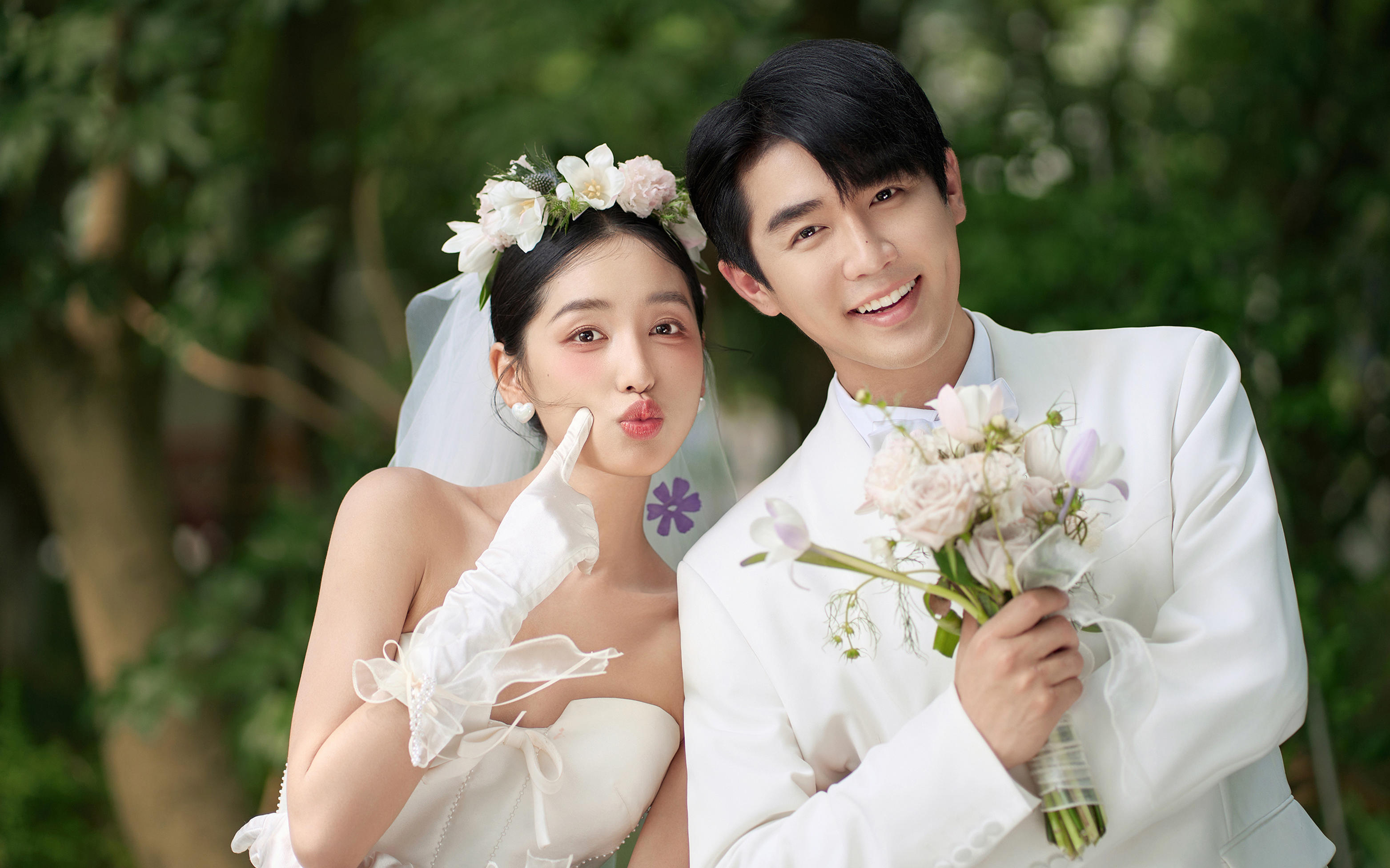 绿野仙踪般的森系婚纱照