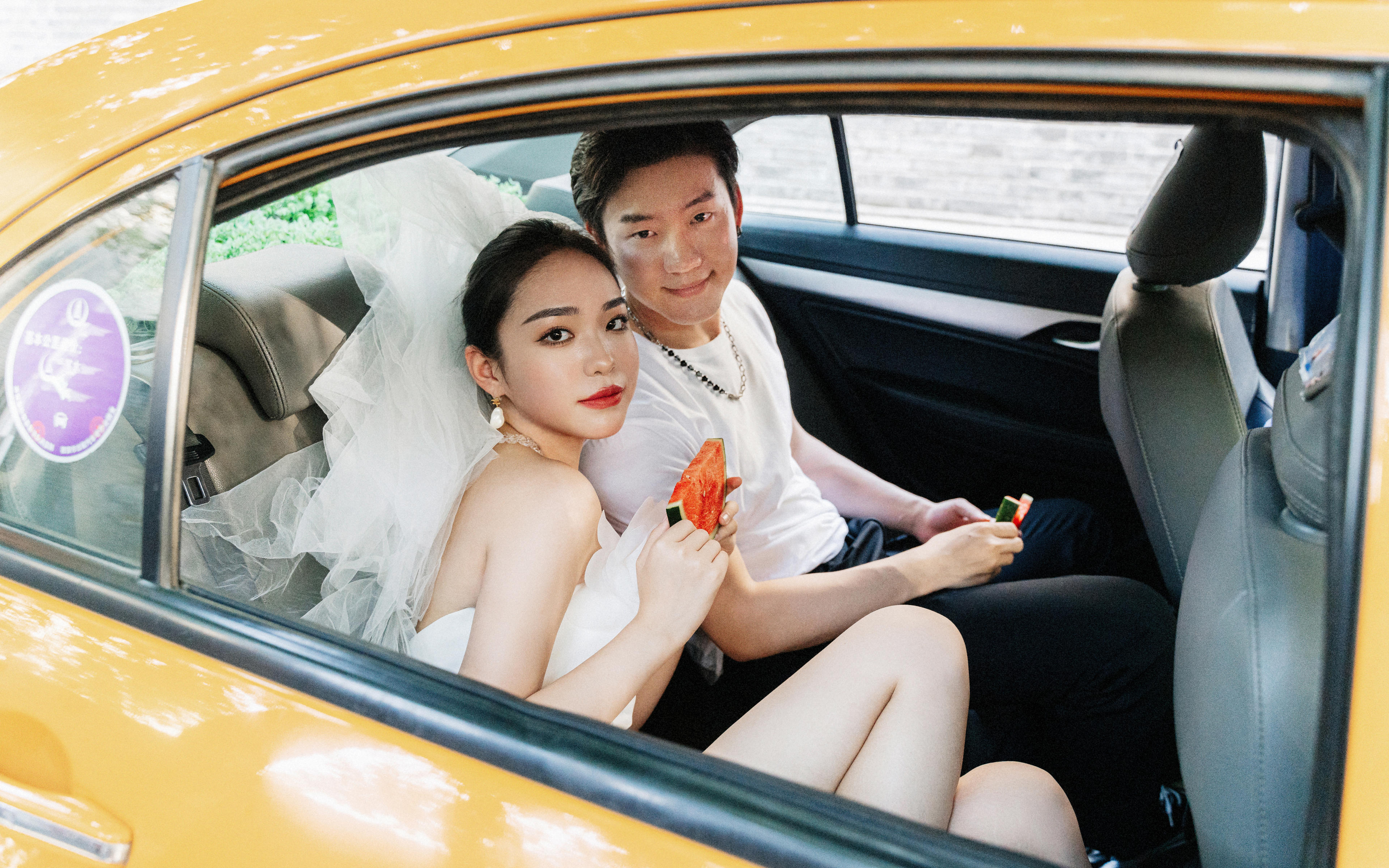 婚紗照就該充滿活力感??