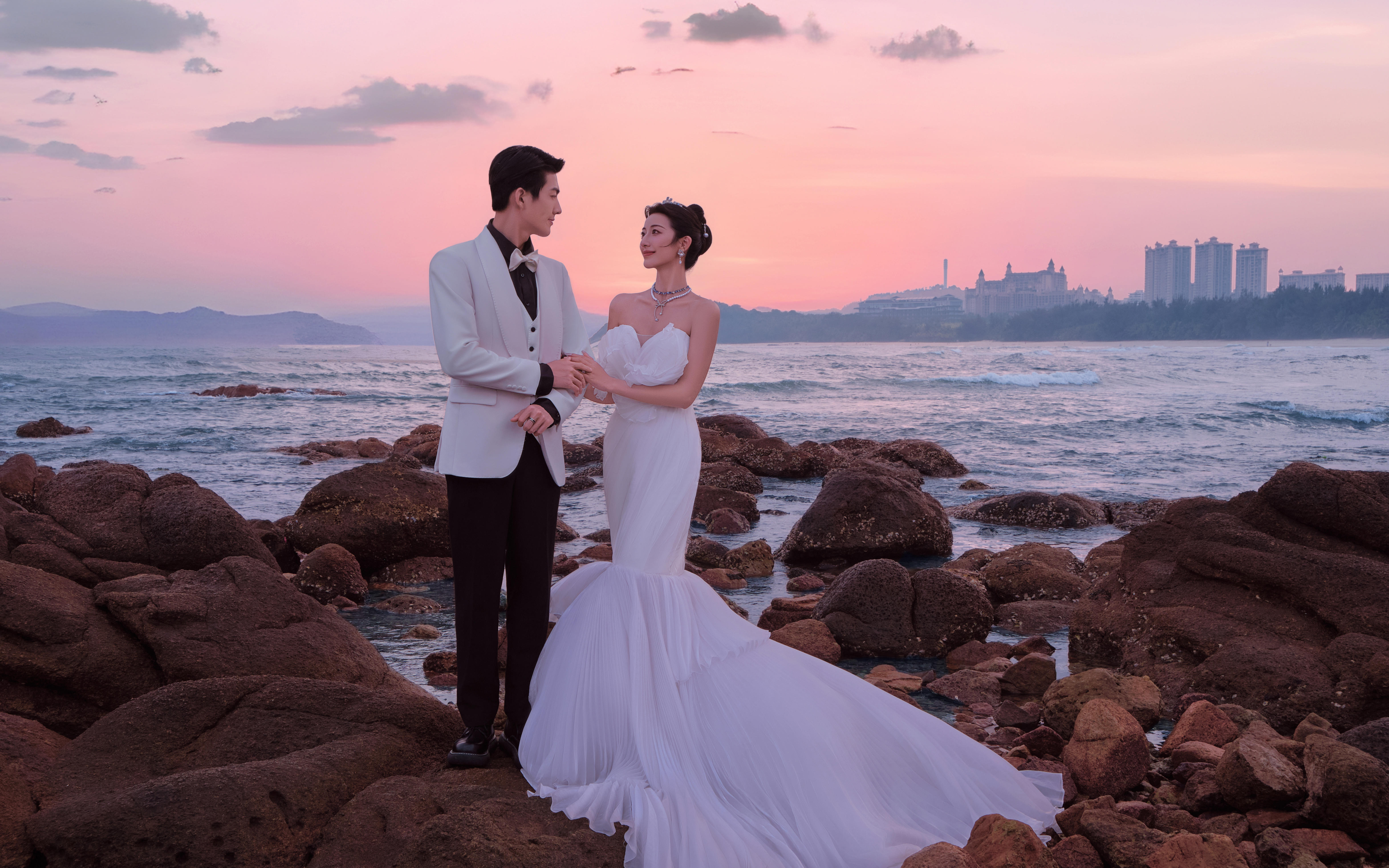 【法式印象】??三亞落日夢(mèng)幻海邊婚紗照