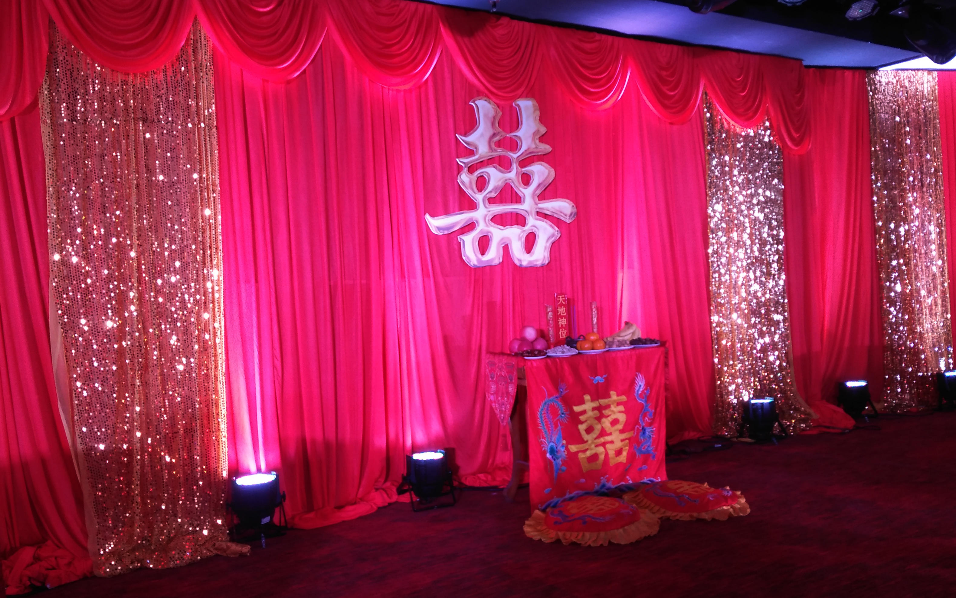 ZC-5簡(jiǎn)約紅紗幔喜字紅T臺(tái)單頭宮燈