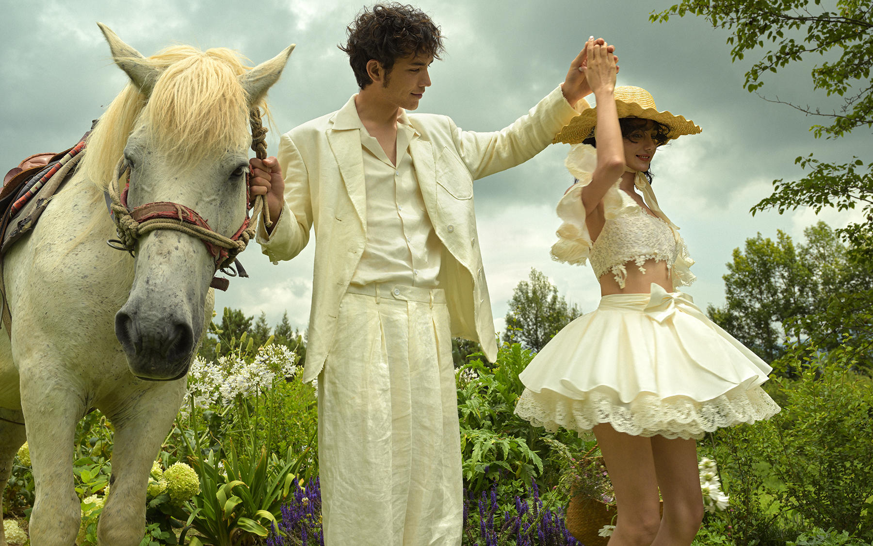 丽江样片·法式少女的旖梦丨氧气感溢出的森系婚纱照