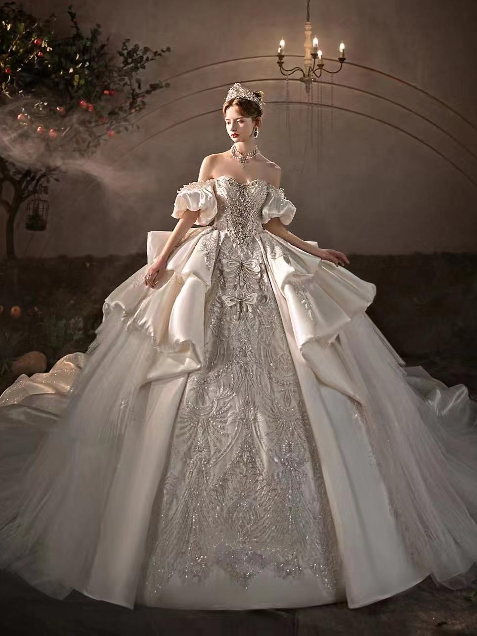 欧式宫廷风婚纱