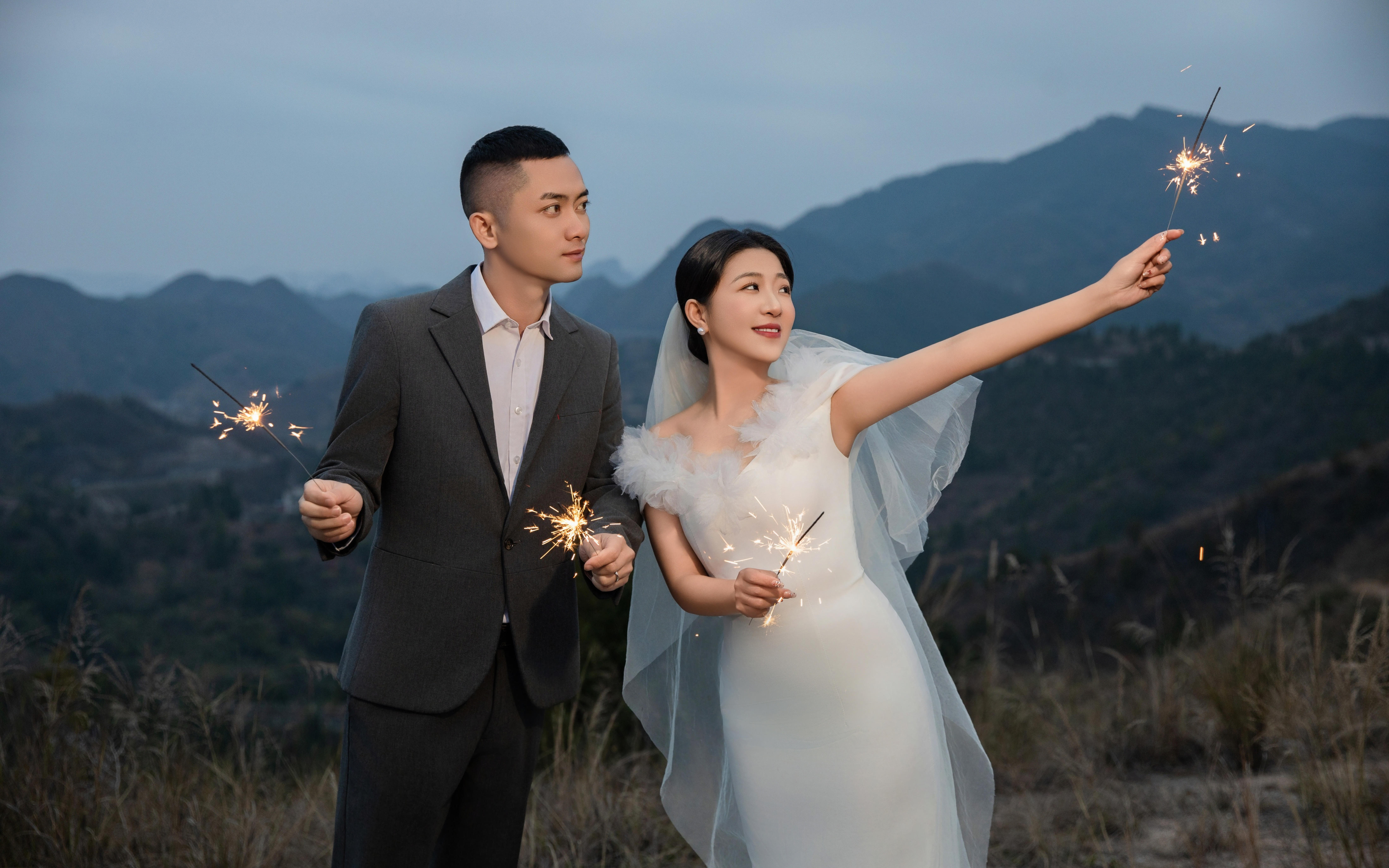 法式建筑婚紗照/坡頂紀(jì)實(shí)婚紗