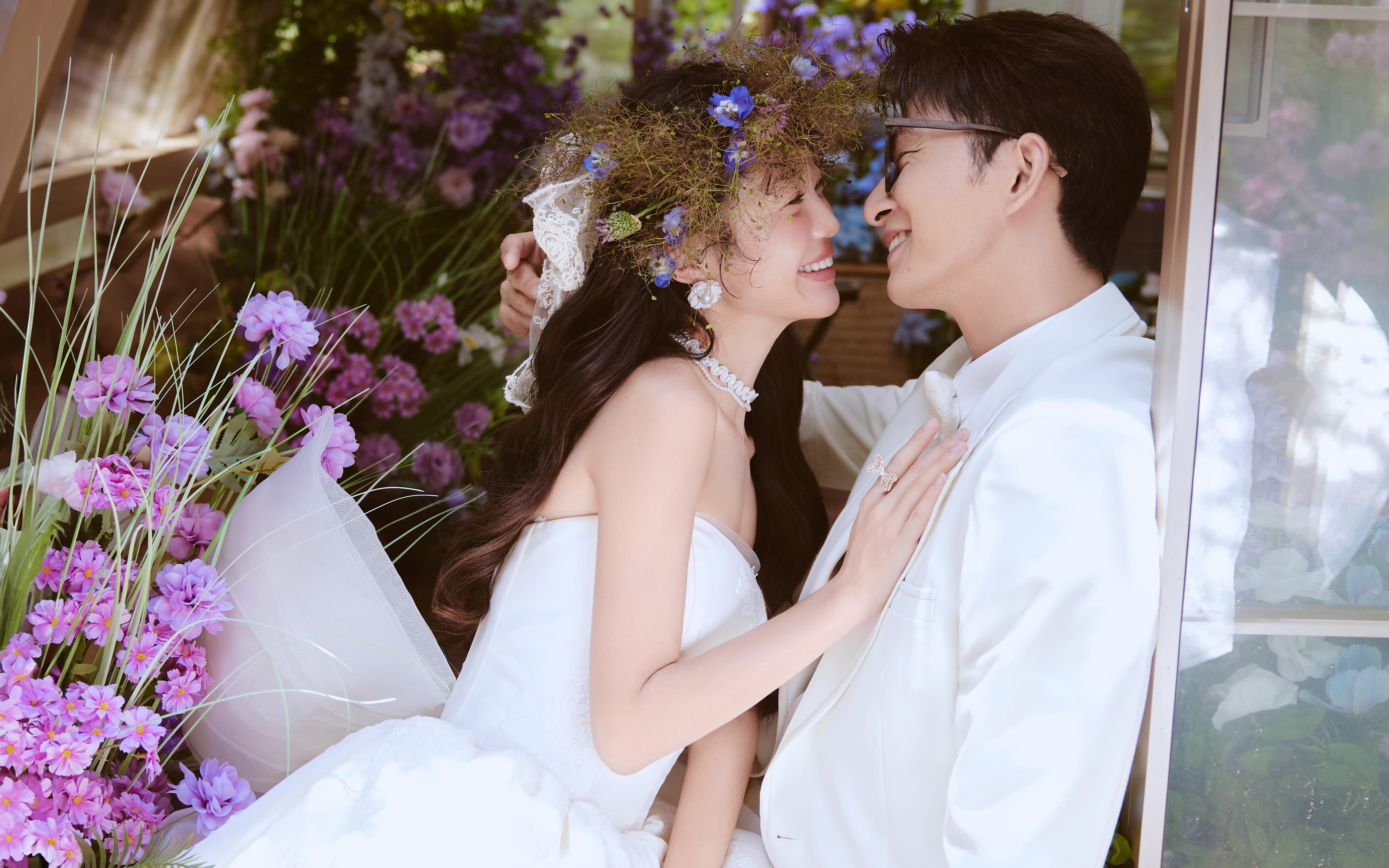 美到犯规的韩式花海婚纱照