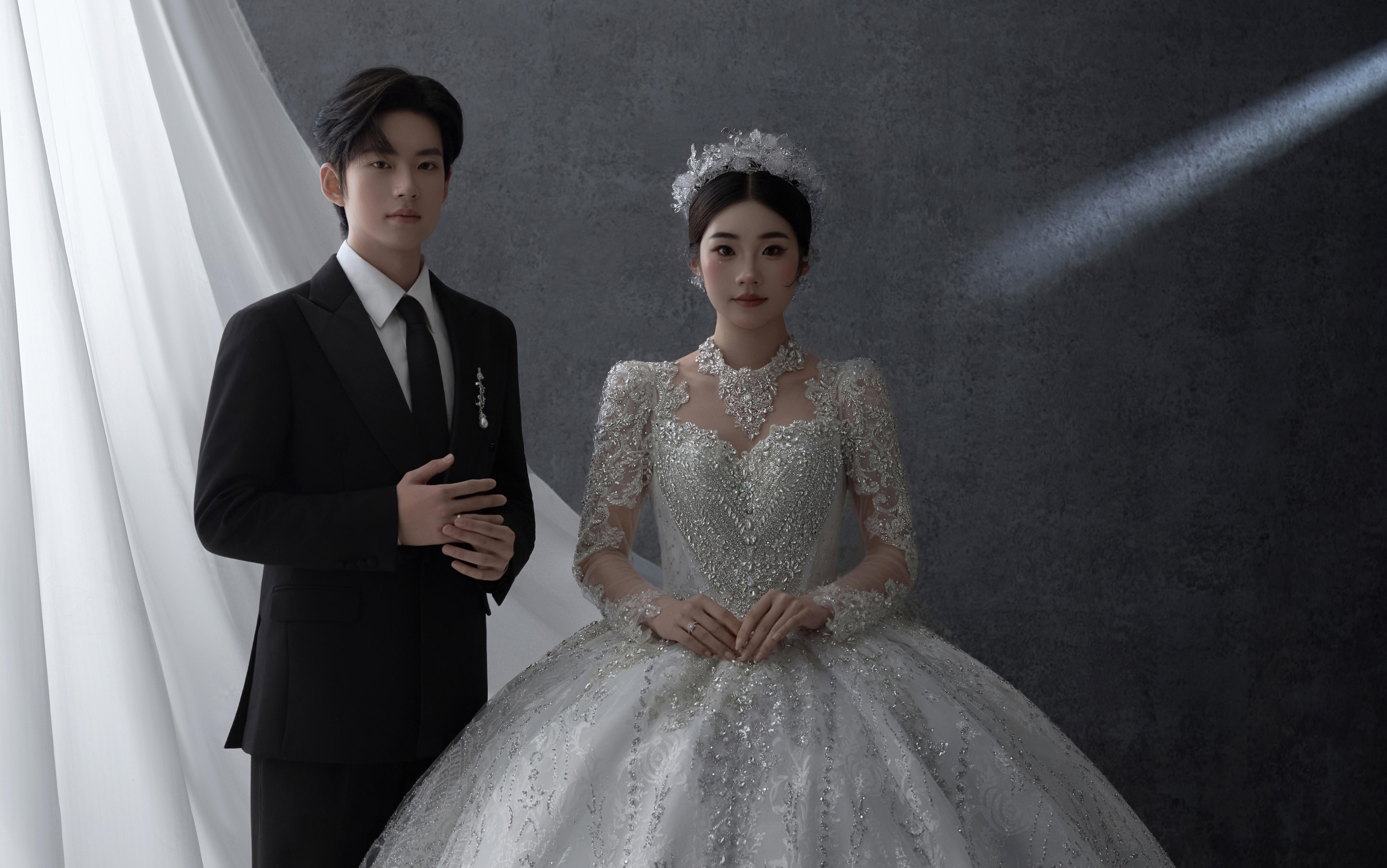 被问爆的极简风婚纱照📸 越简单越耐看