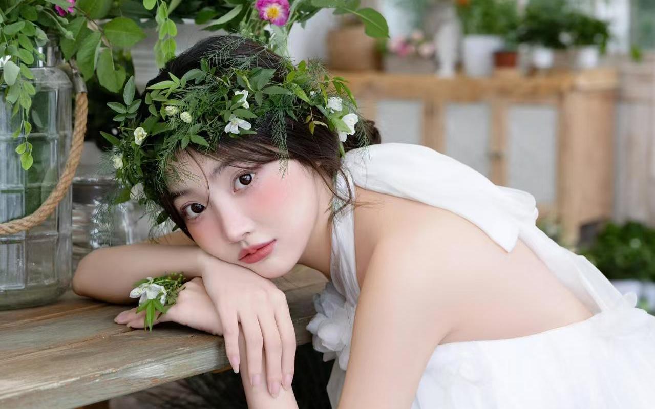 充满生命力的花房婚纱照💐妥妥的少女感拉满