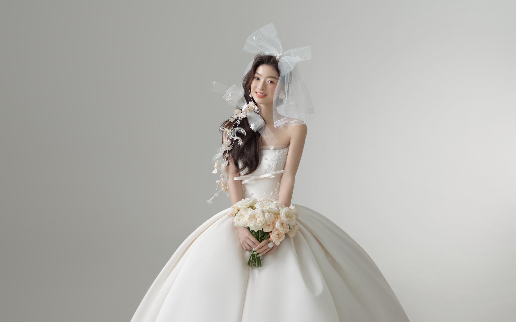 【壹家攝影】極簡婚紗照｜被問爆的奶油系儀式感??