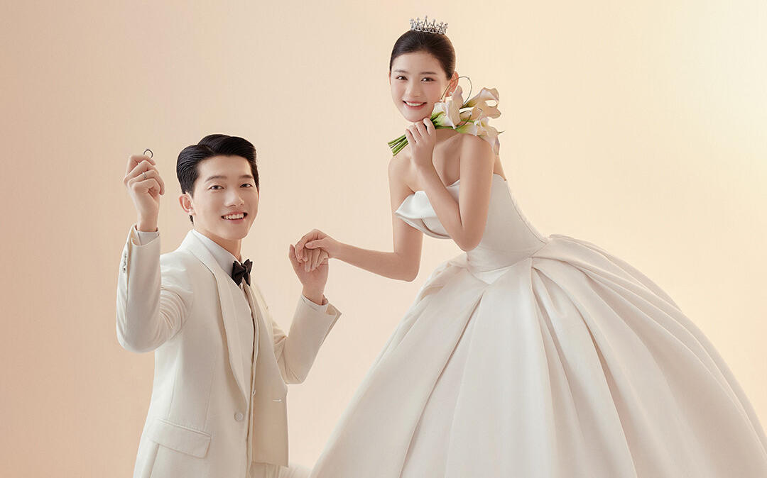 吹爆這組光影婚紗照，簡單高級的浪漫