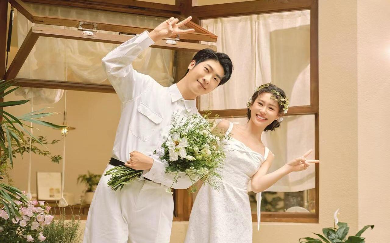 韩系胶片风🌈全网都在拍的花环婚纱照