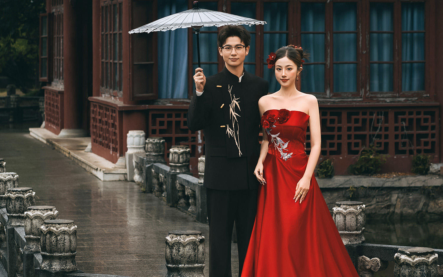 中式園林復(fù)古~更多傳統(tǒng)元素融合的結(jié)婚照