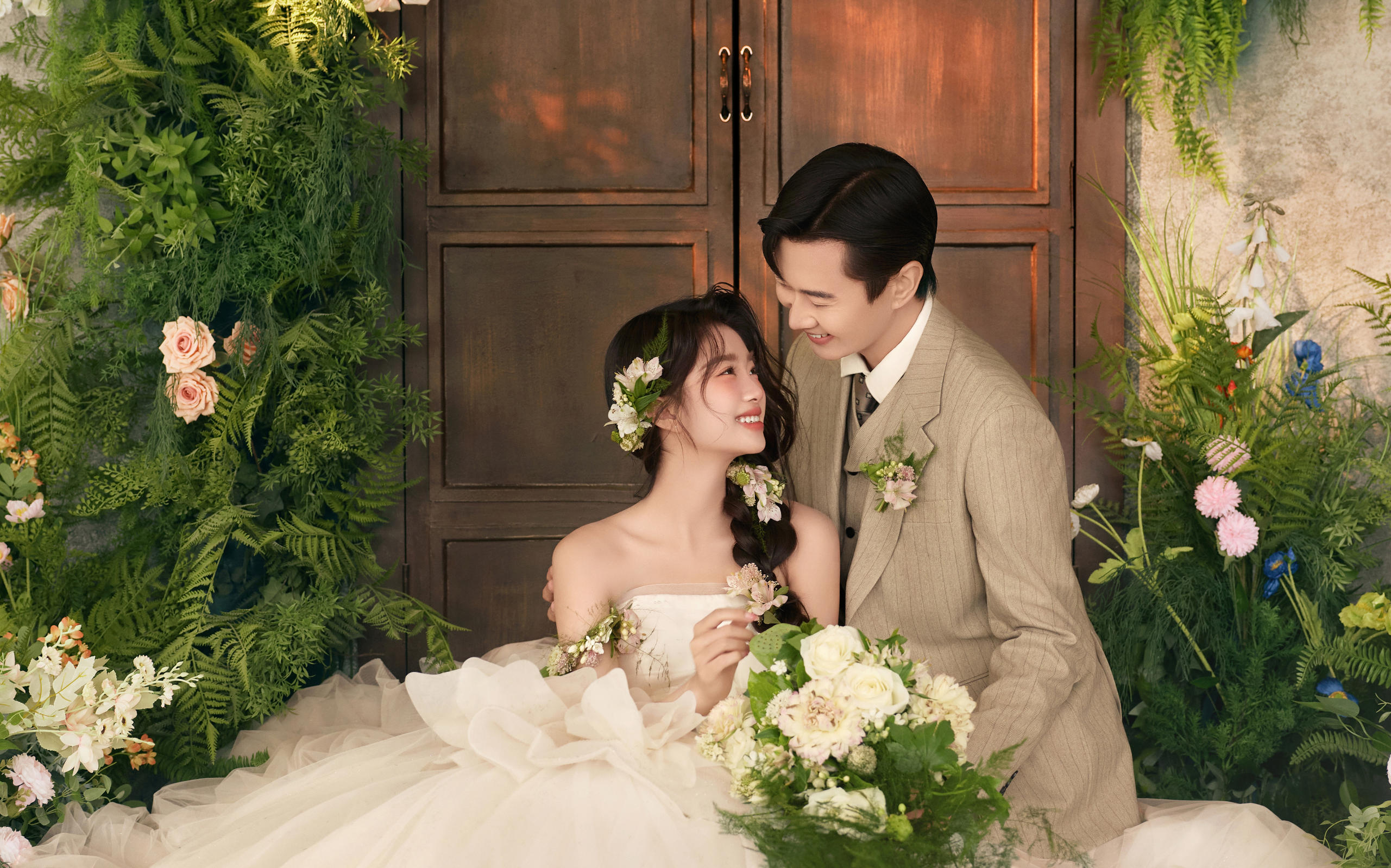 美貌暴击！法式复古婚照比电影还要浪漫✨