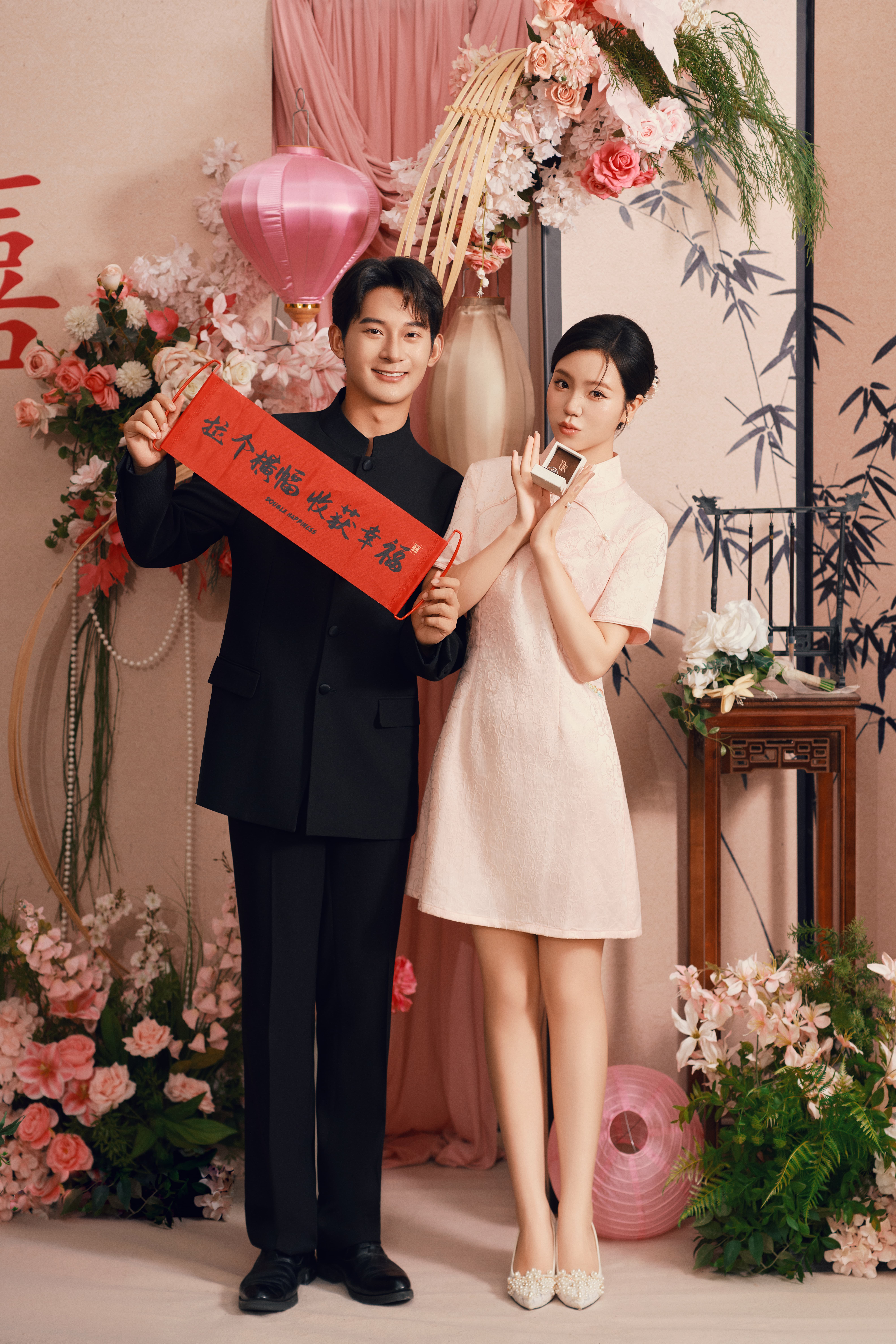 【浪漫預(yù)定】專屬預(yù)制訂婚照拍攝服務(wù)