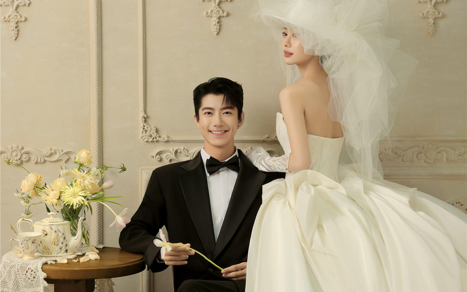 浅色浪漫｜温柔到骨子里的轻法式婚纱照