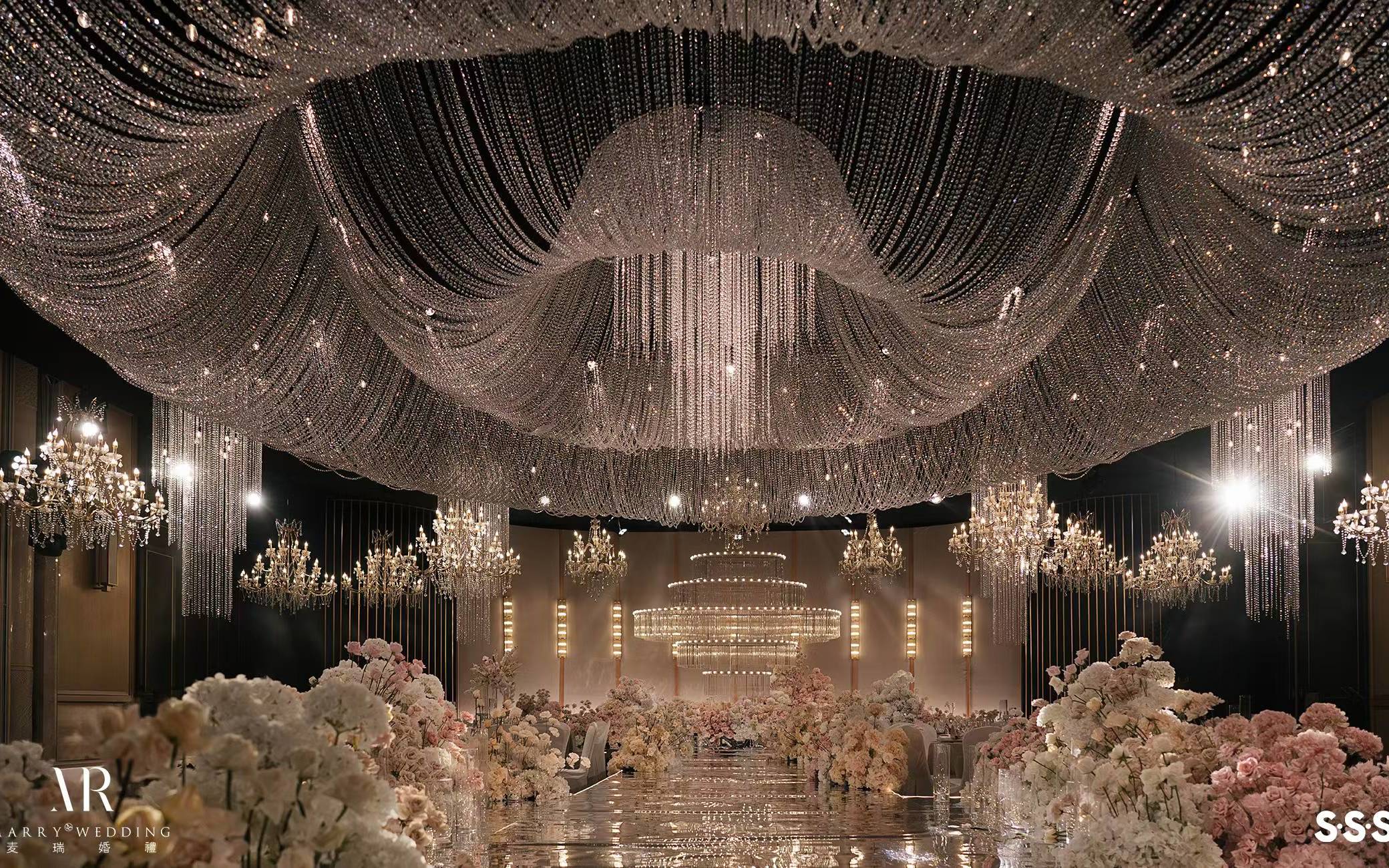 浮光躍金，熠熠生輝