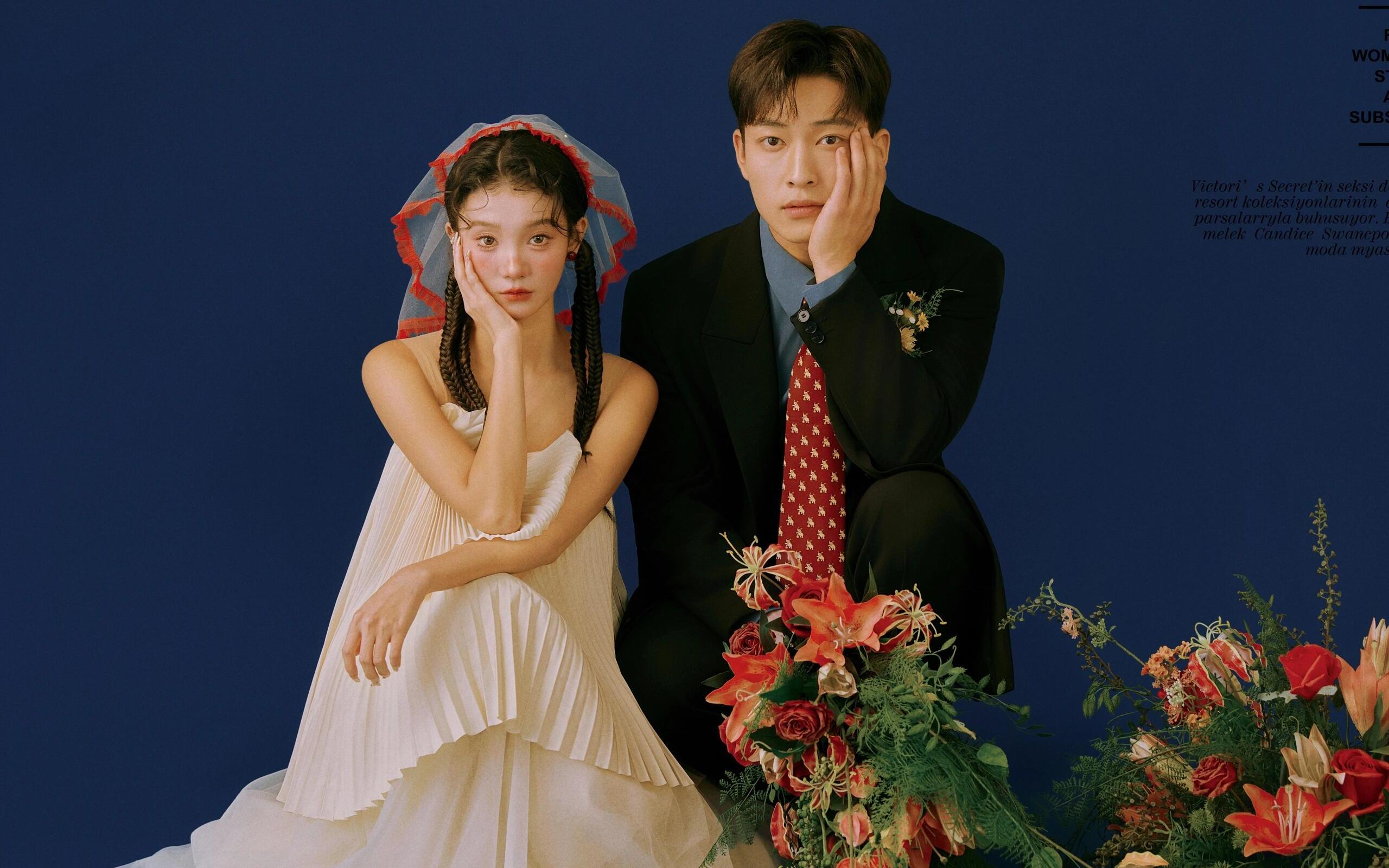 室内纯色氛围感胶片婚纱照  无一不是你