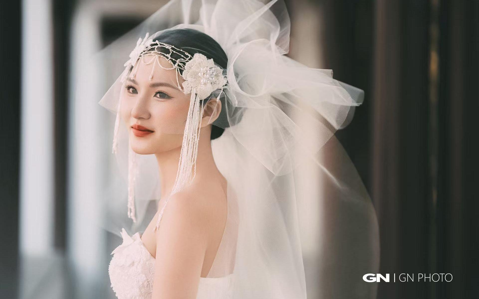 ??客片賞析【油畫情詩】