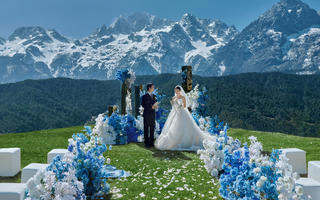『丽江雪山婚礼』雪山下纯粹静谧的目的地婚礼