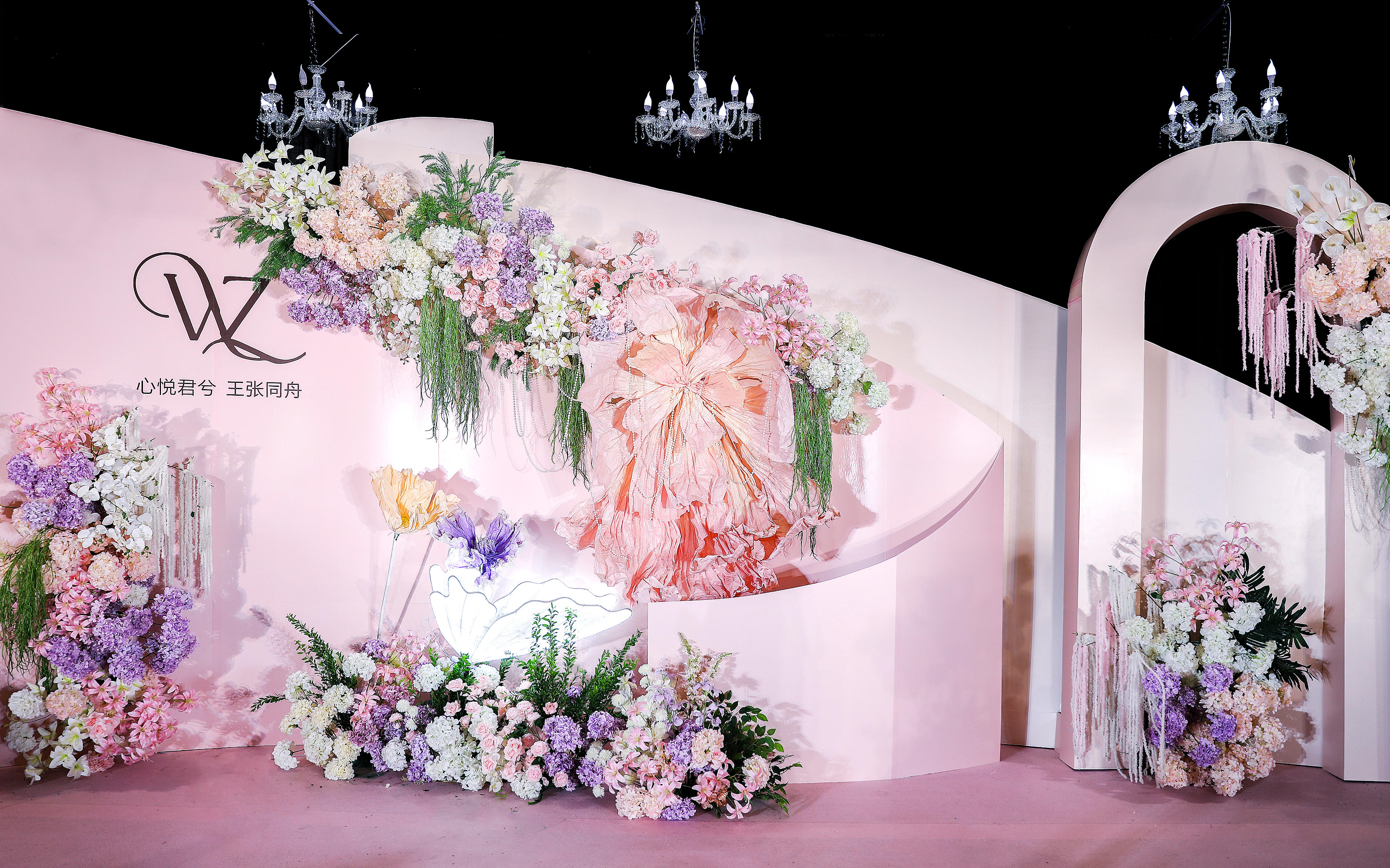 感受温馨与浪漫让爱如粉花般绽放