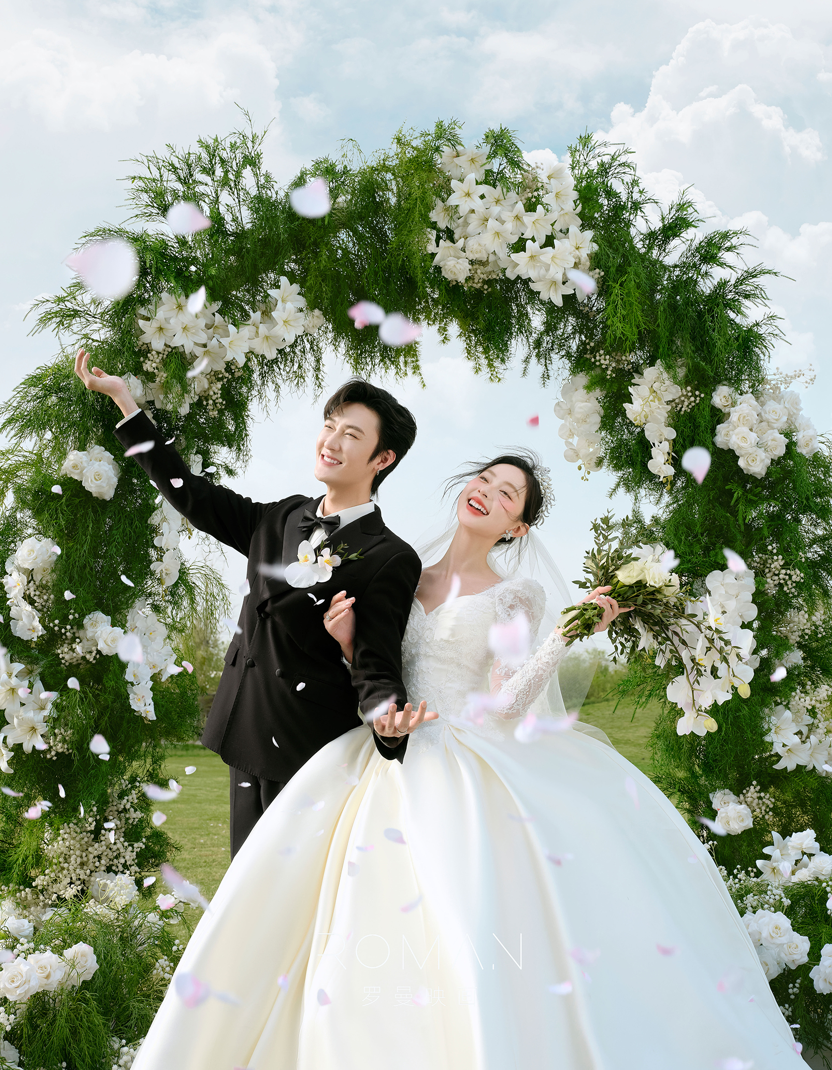  【目的地婚禮】婚禮儀式+微電影+旅拍婚紗照