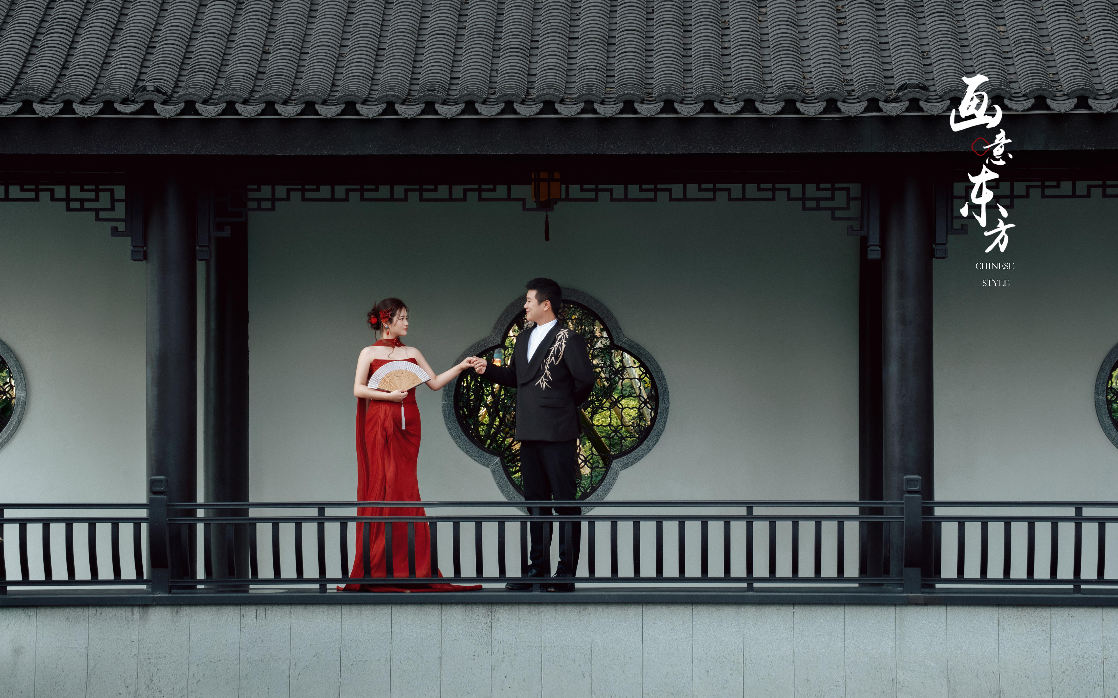 一抹朱红醉东方❤️新中式园林婚纱照