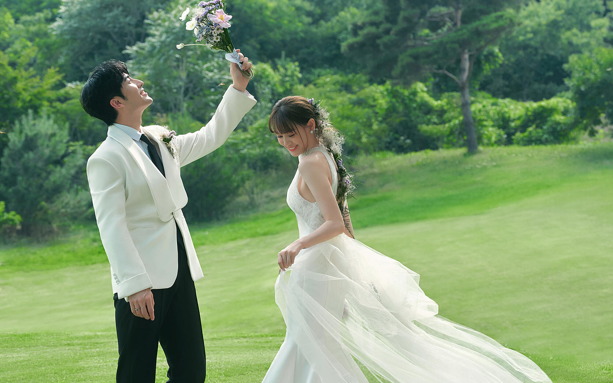 十光堇 | 少女感拉满了💖甜妹必拍的草坪婚纱照