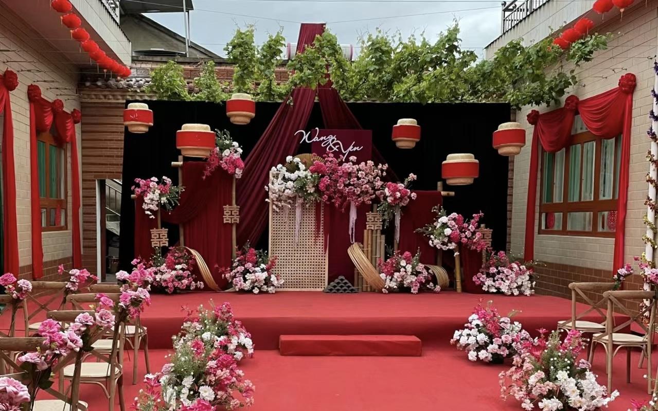 农家院高性价比红色喜庆婚礼