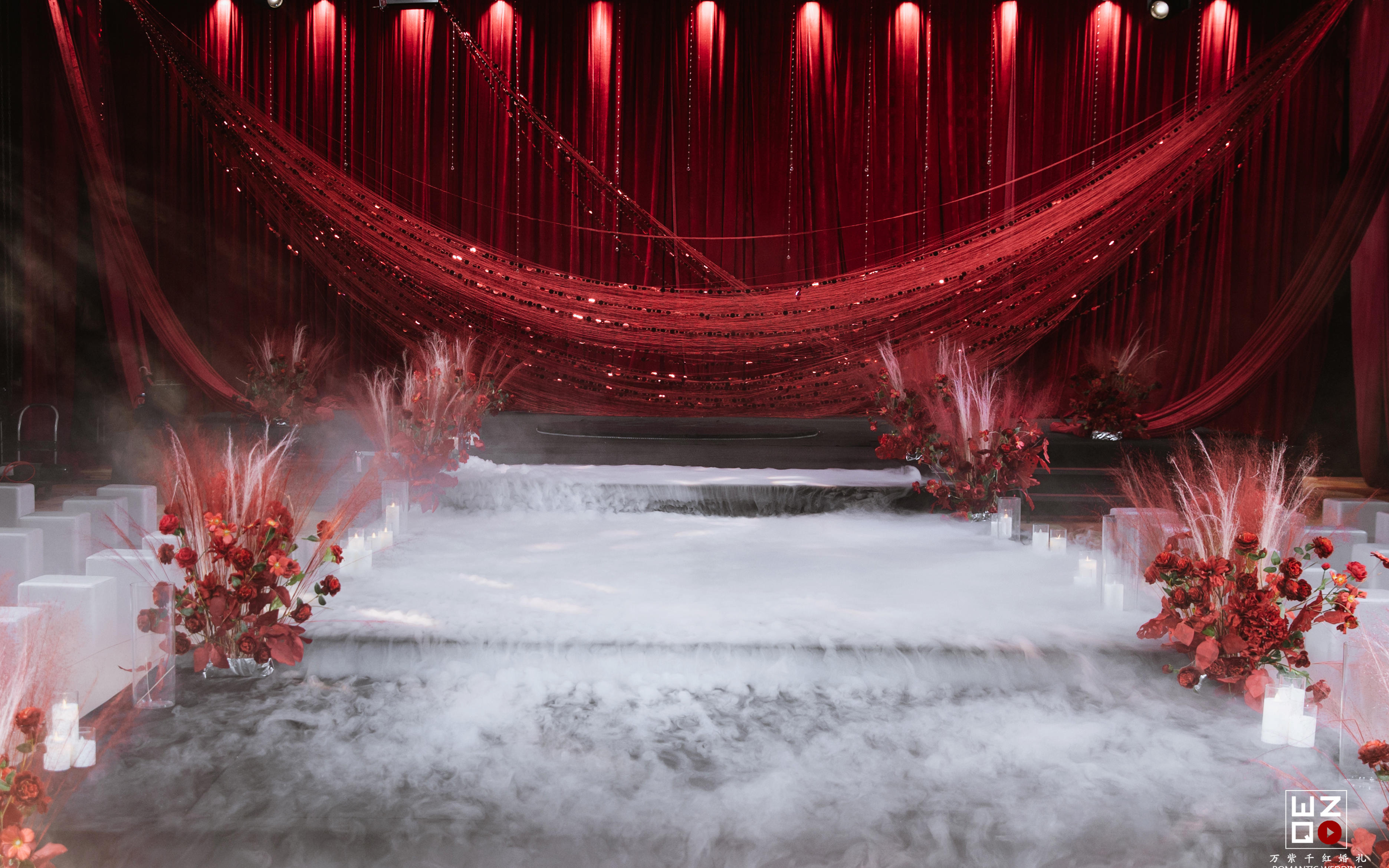 鄒城萬紫千紅婚禮---紅色亮片線簾，裝點(diǎn)浪漫婚宴