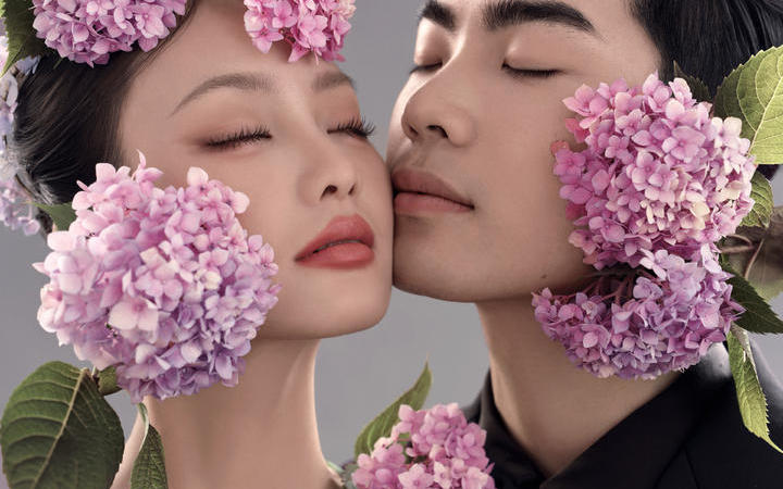 黑纱婚纱照，甜酷又高贵