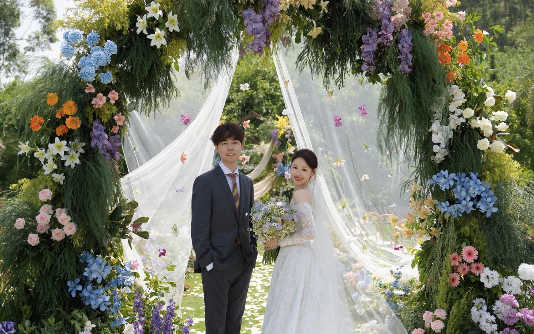 花园风的户外草坪婚礼真的超超超好看