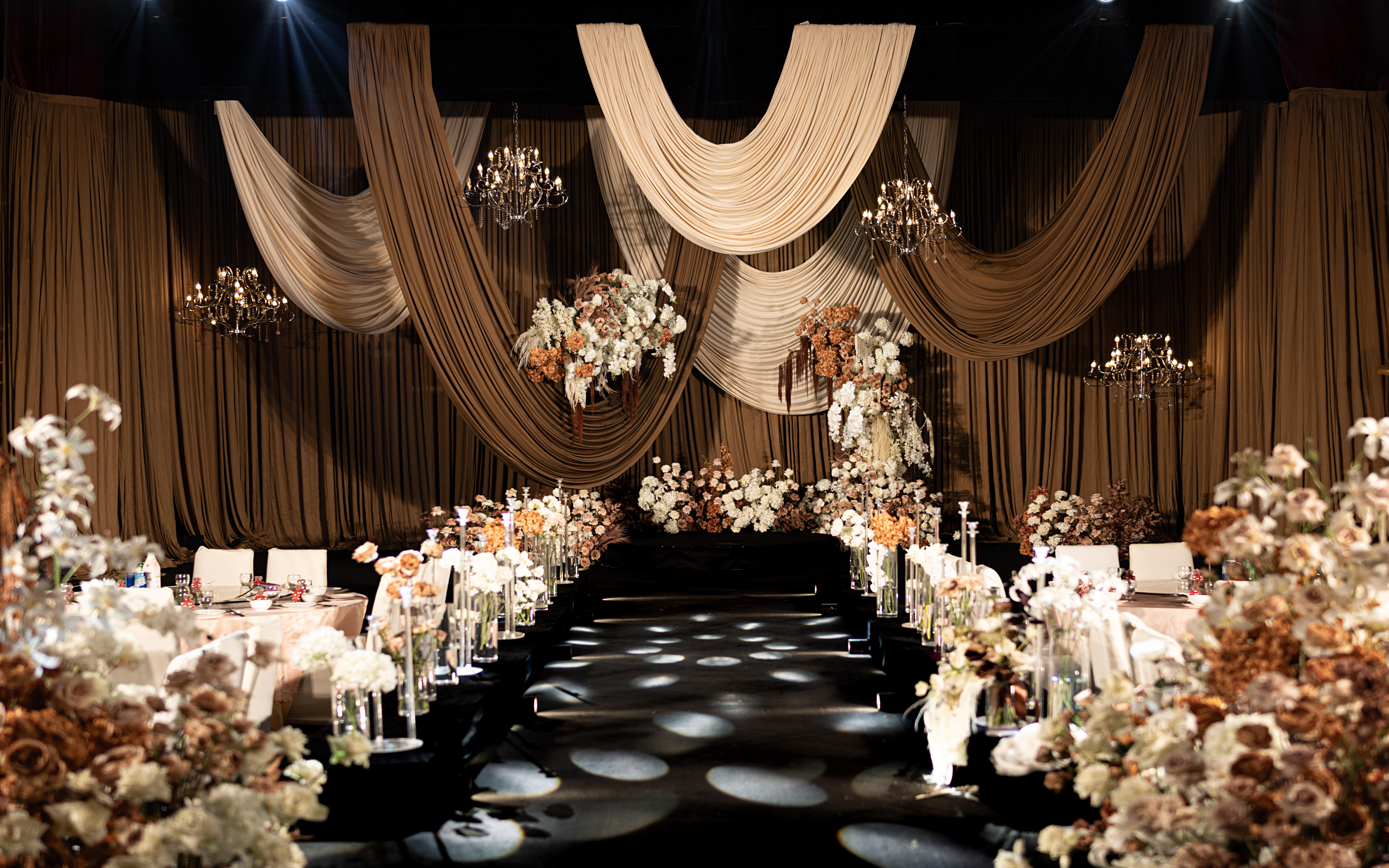 美拉德布艺高级婚礼