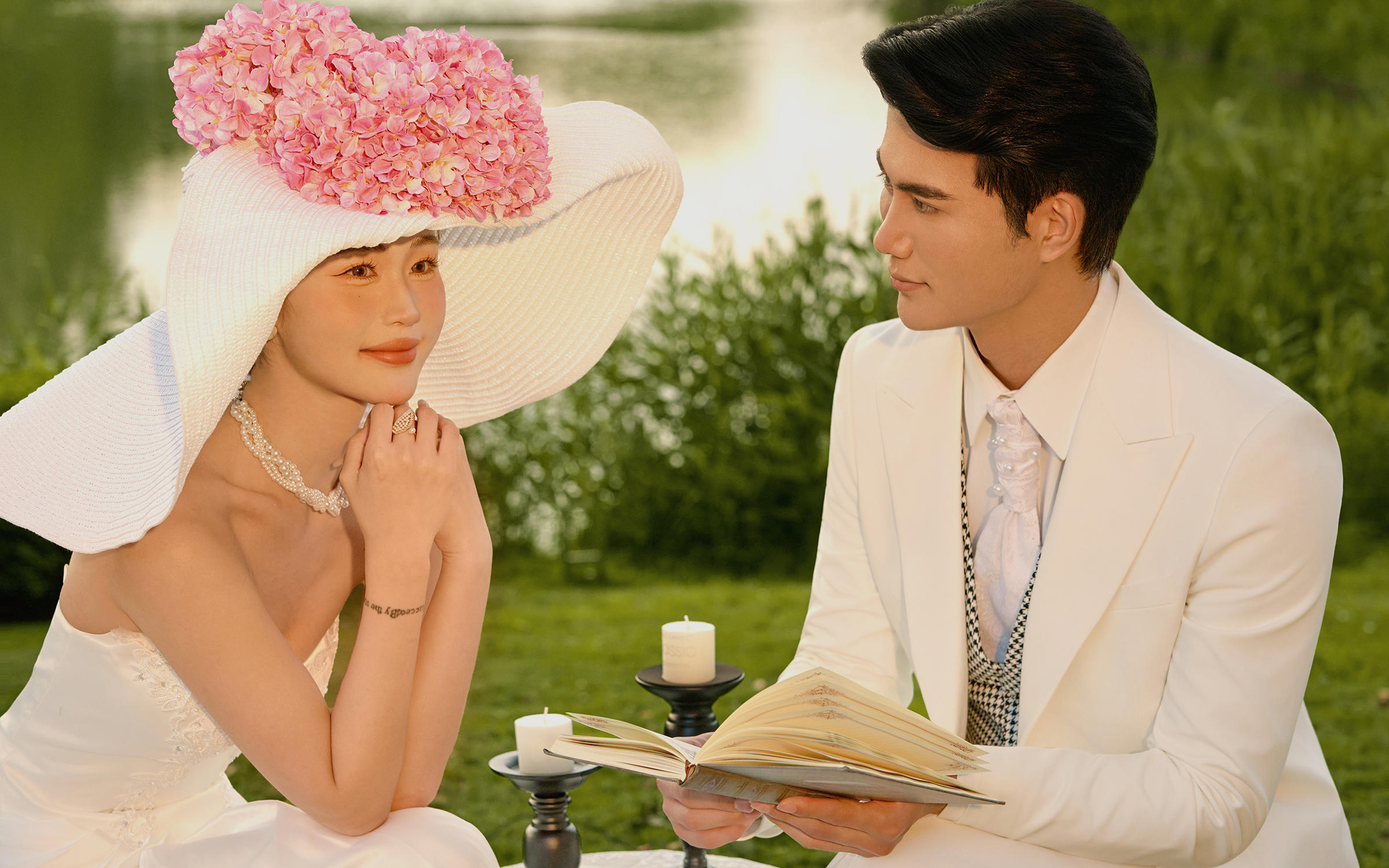 超值推薦｜余暉漫灑擁湖畔，每一幀都是油畫里的甜蜜