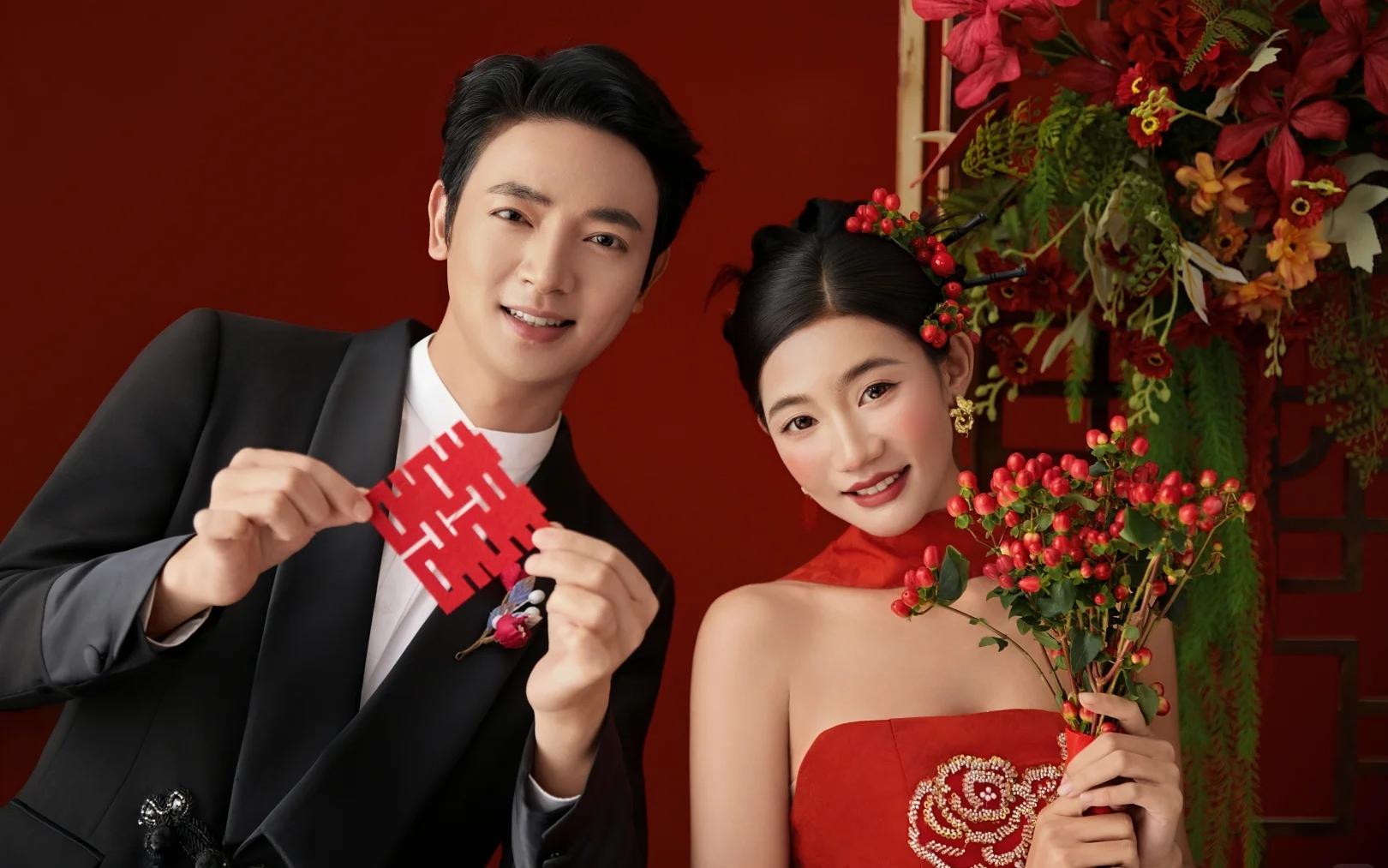 新中式喜嫁婚纱照