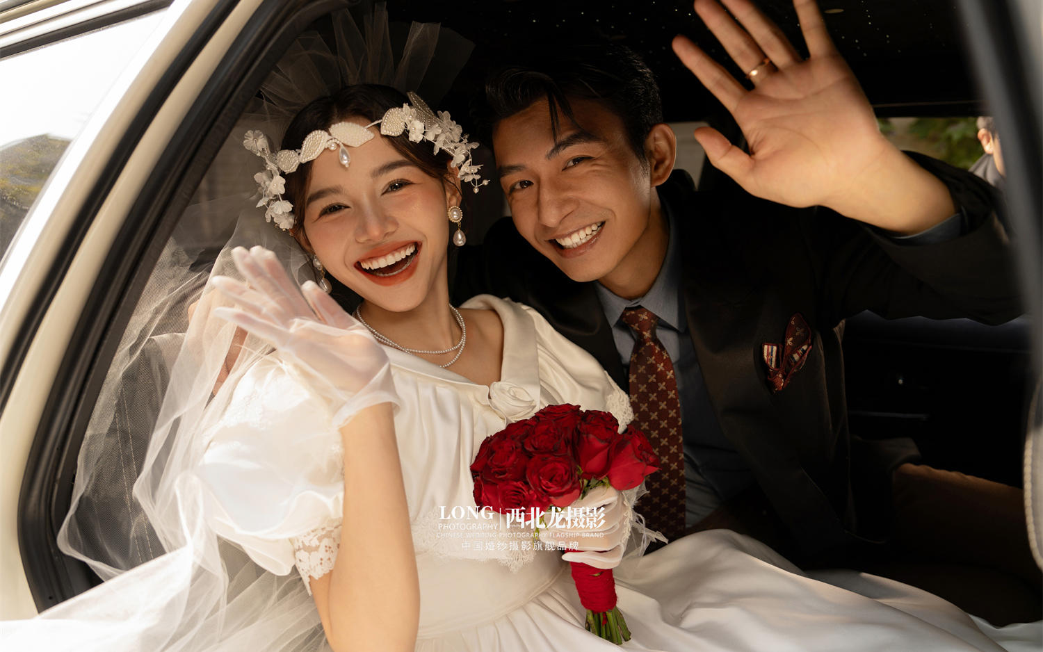 港風(fēng)電影里的街拍婚紗照??太有復(fù)古年代感了~