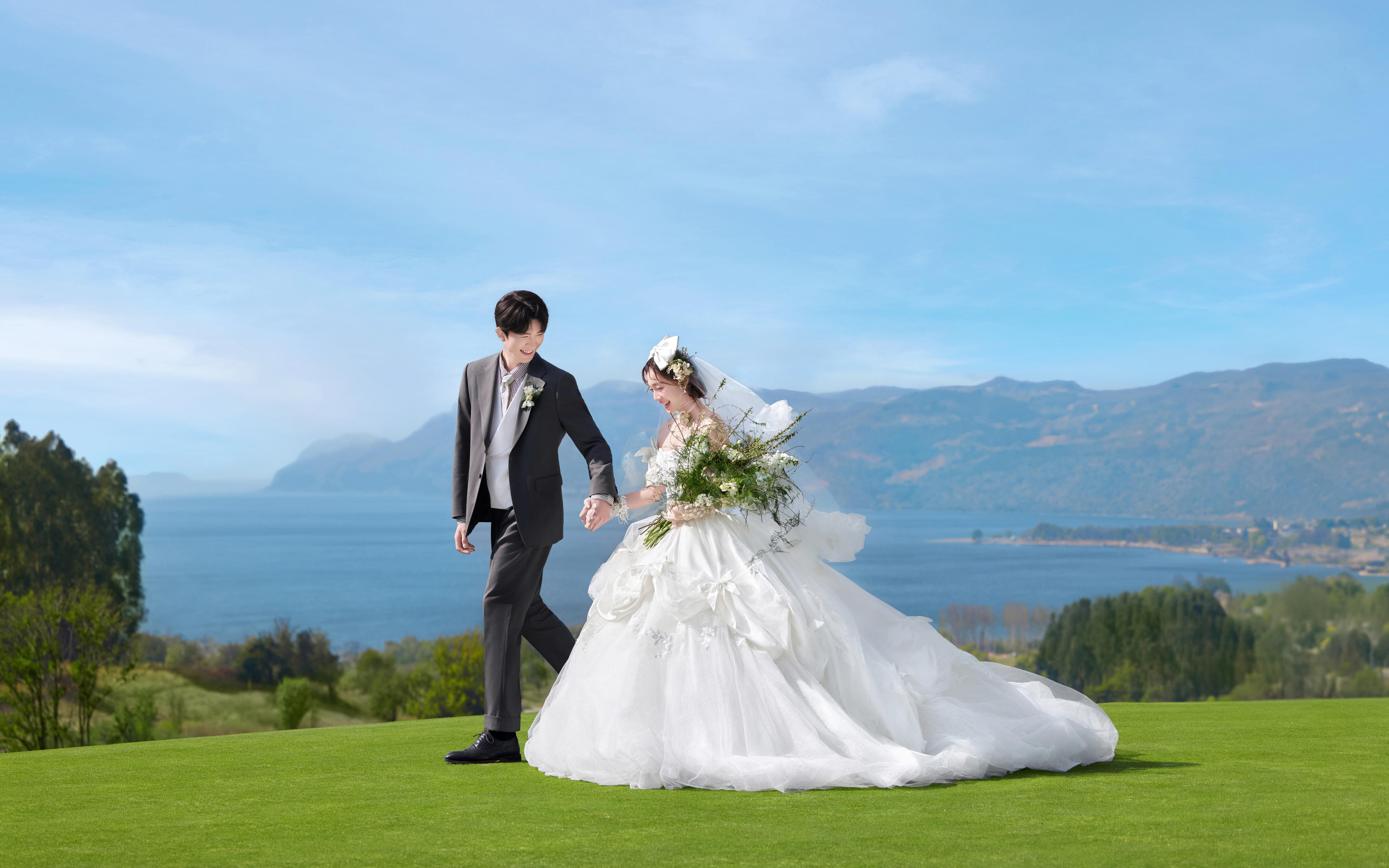 編織文藝的愛(ài)情畫(huà)卷??法式復(fù)古婚紗照?