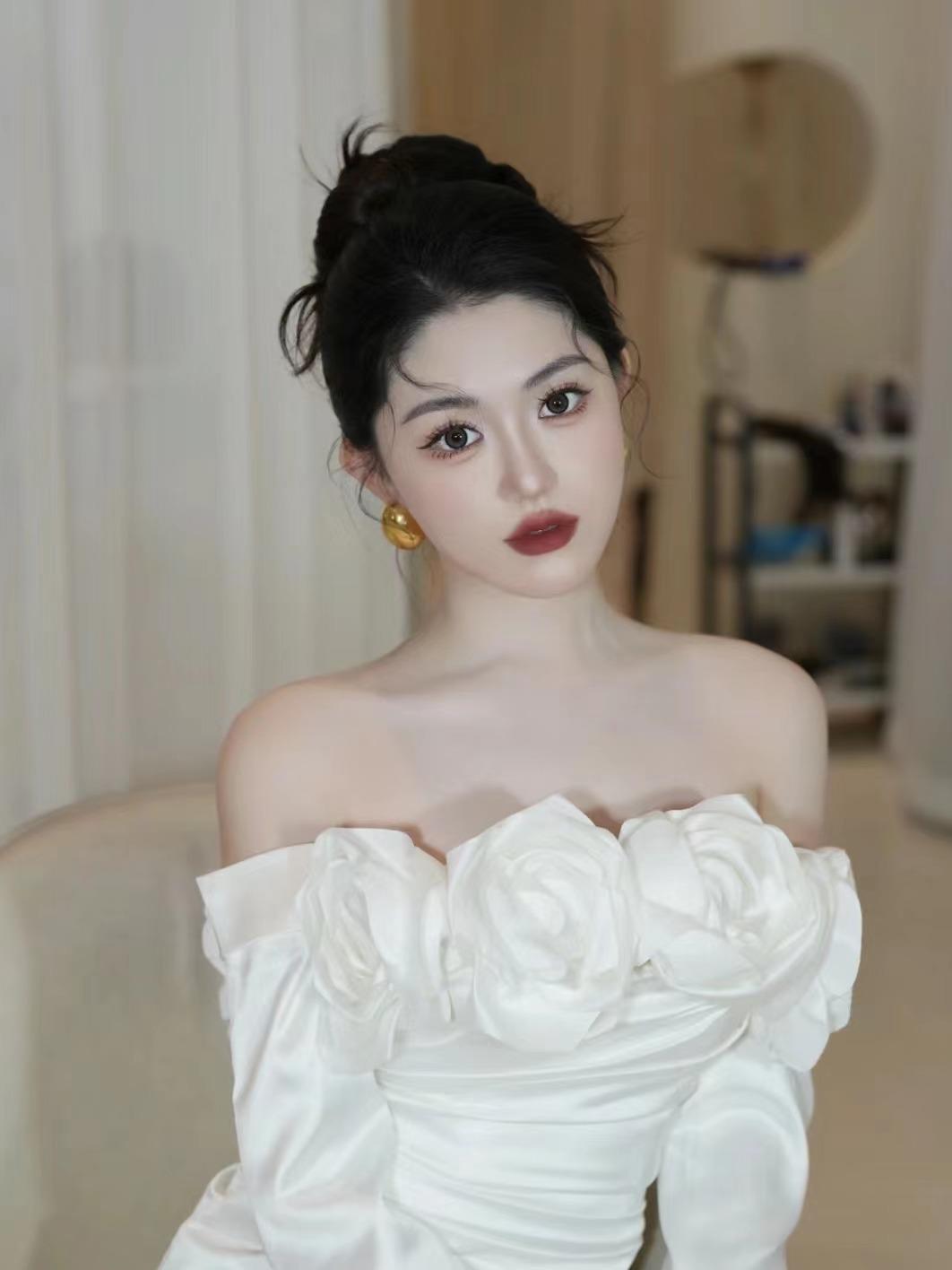 清透感妆面造型