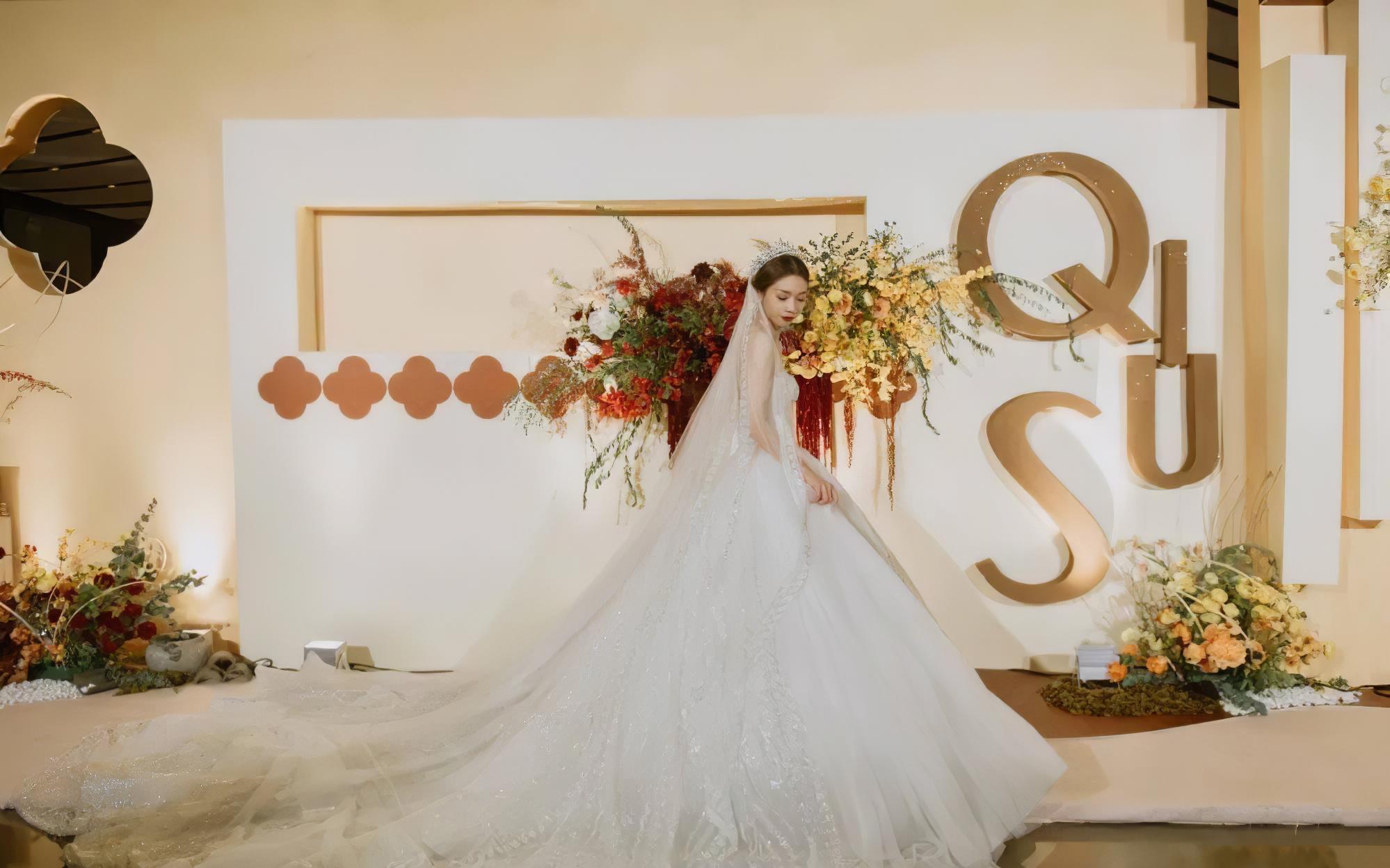 【妮可婚礼】焦糖色小众婚礼