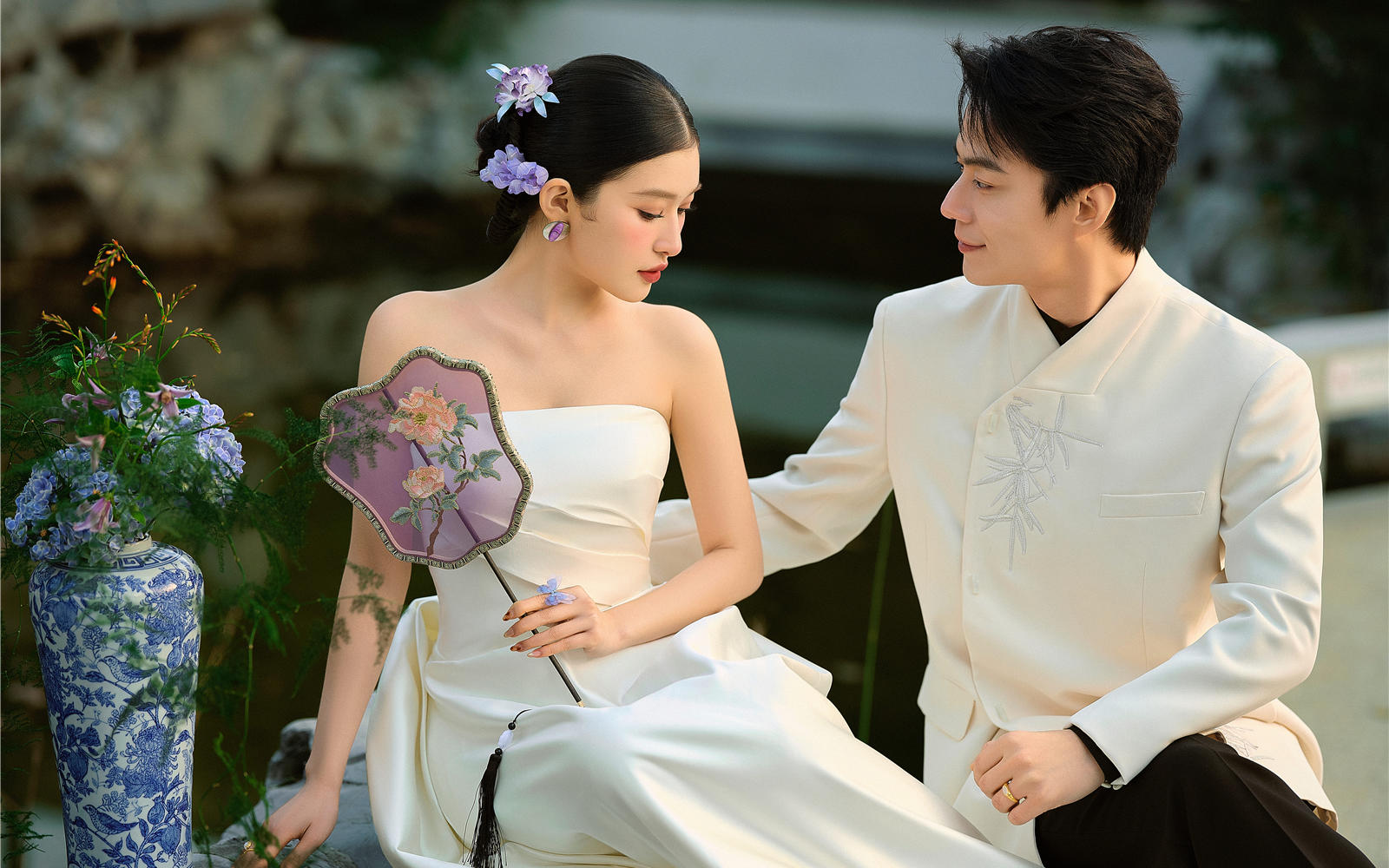 🍃藏在园林里的新中式婚纱照｜每一帧都是一首小诗