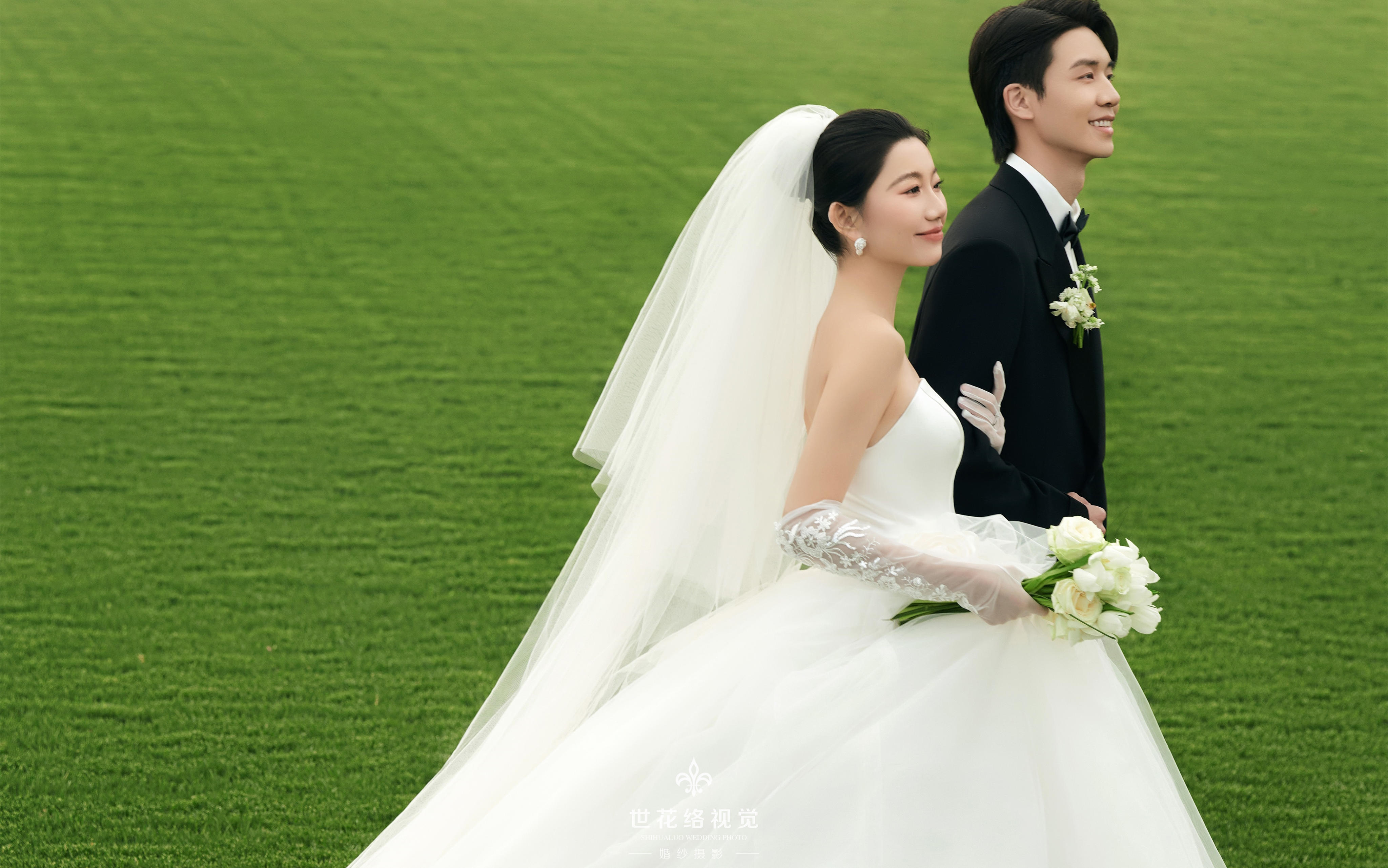 【世花络】翻遍客片！还是好喜欢这套草坪纪实婚纱