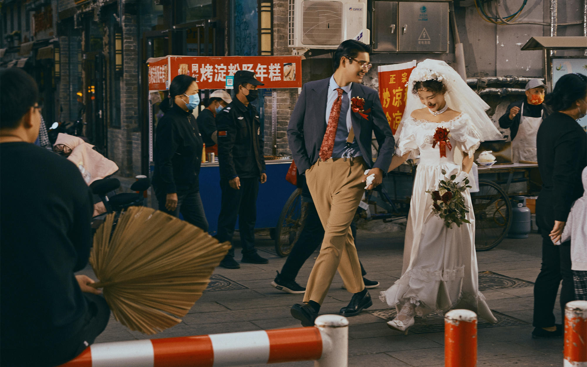 80年代復(fù)古喜嫁婚紗照 這也太出片啦！