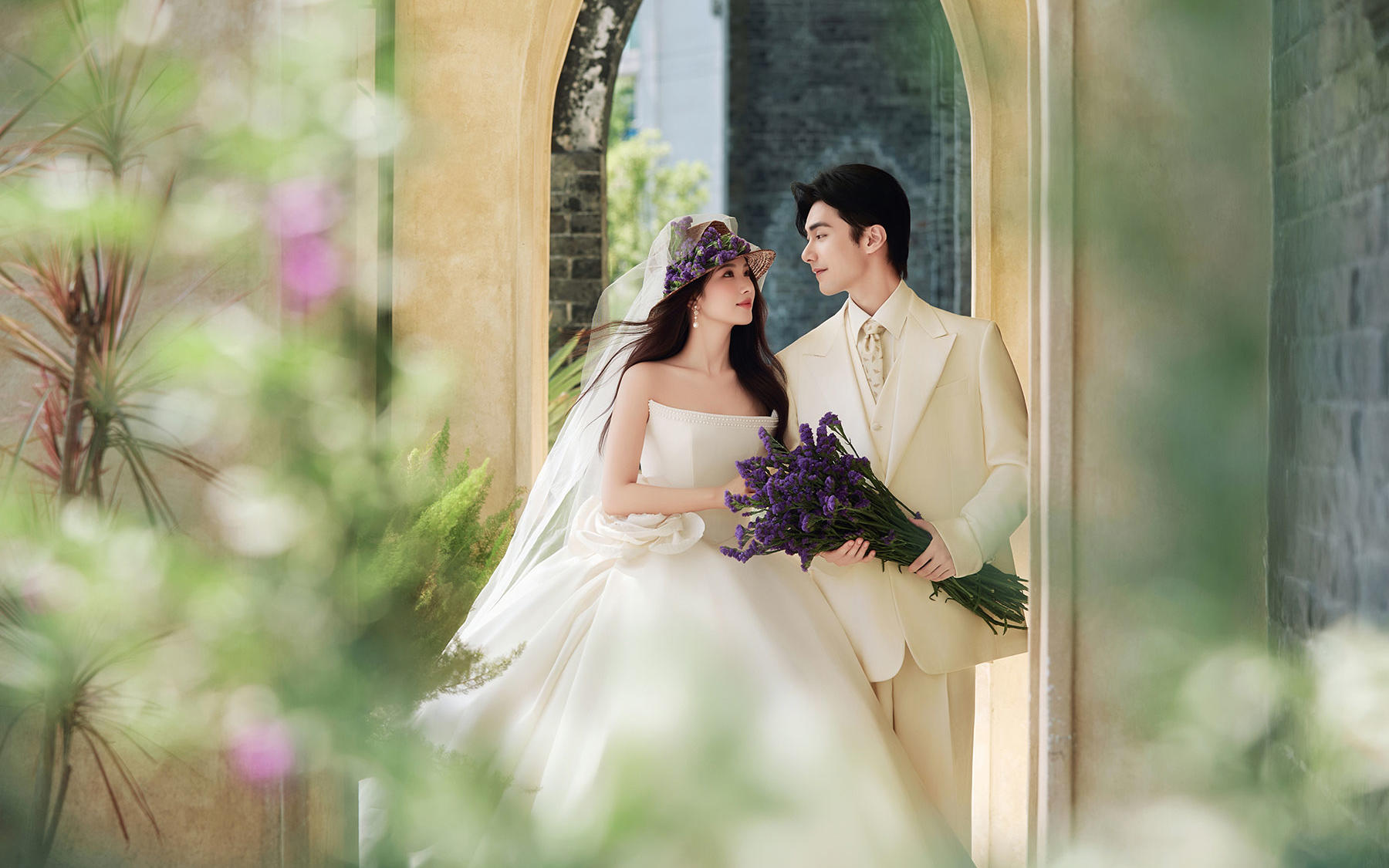 晶灯曳光～白纱婚纱照的奢柔感