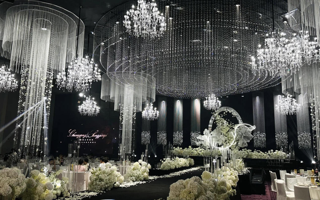 这场婚礼，是我为你准备的人间星光。