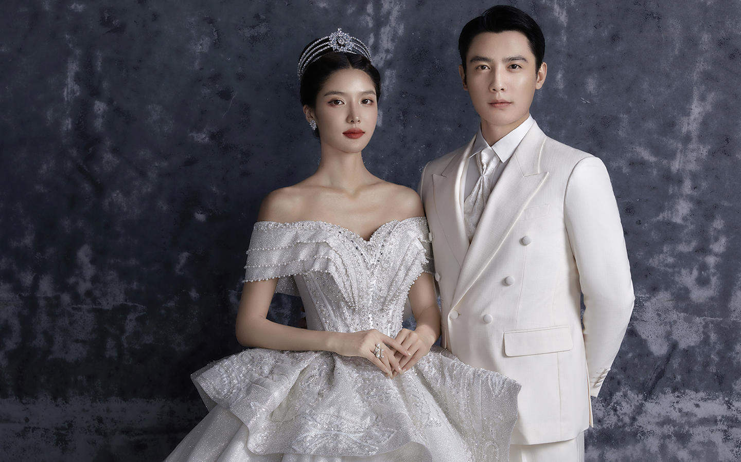 再看一万遍也依旧中意的内景公主婚纱照