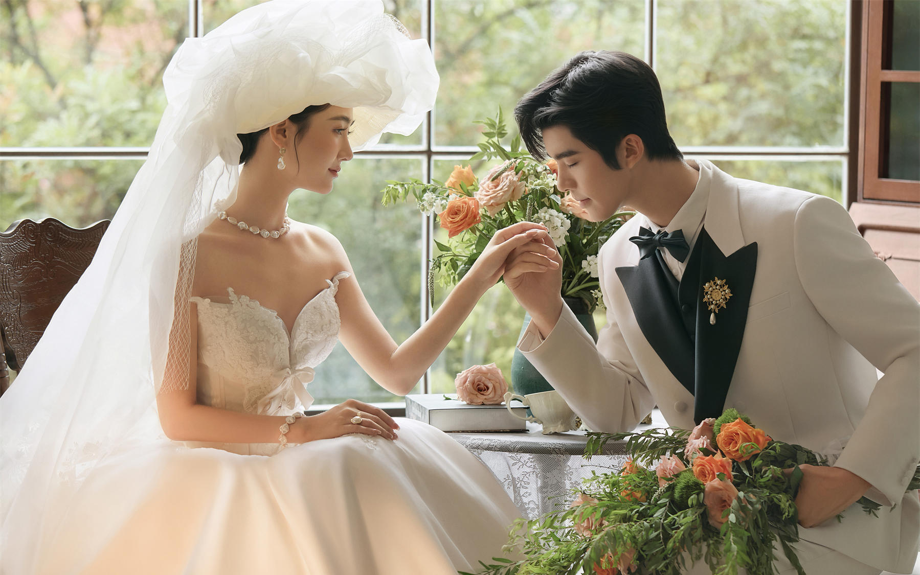 法式复古婚纱照真的美到窒息💘直接把氛围感拉满