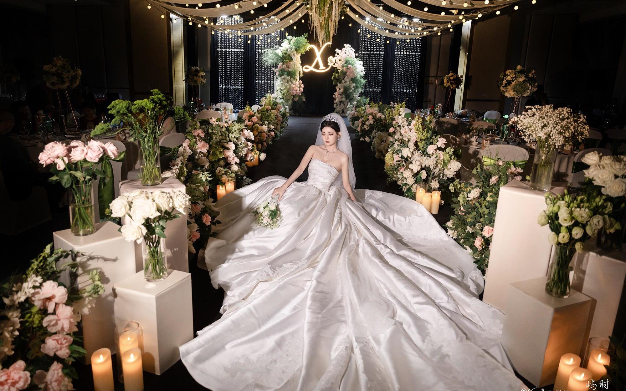 小层高也能做出超级温柔的韩系水晶婚礼